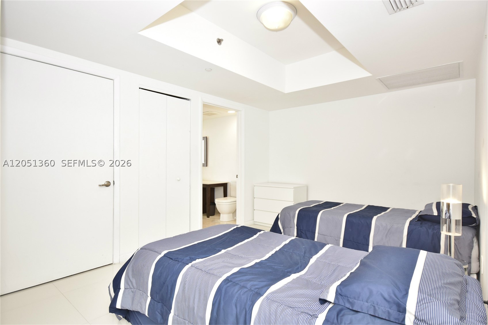 465 BRICKELL AVENUE #3205, Miami FL 33131