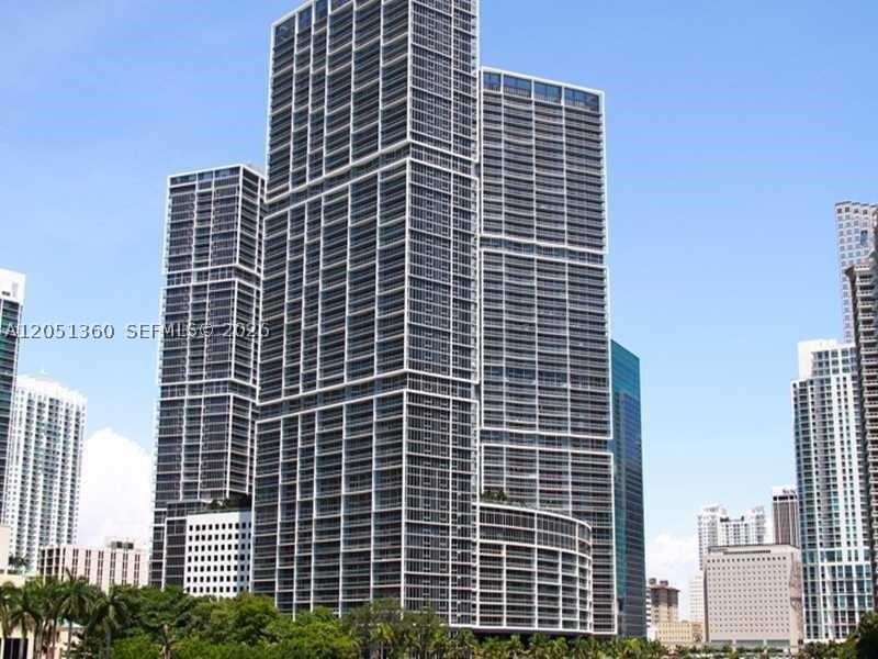465 BRICKELL AVENUE #3205, Miami FL 33131