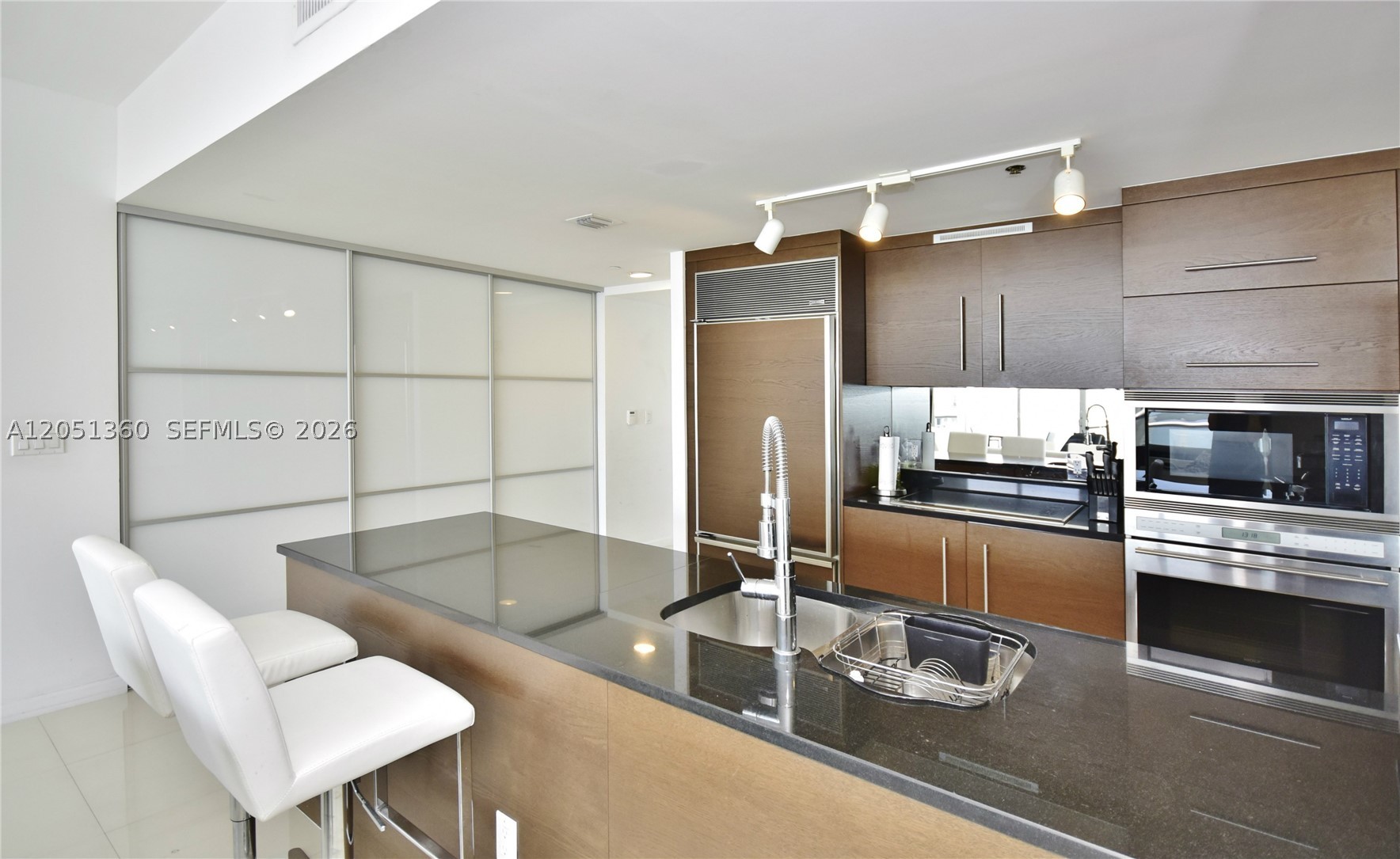 465 BRICKELL AVENUE #3205, Miami FL 33131