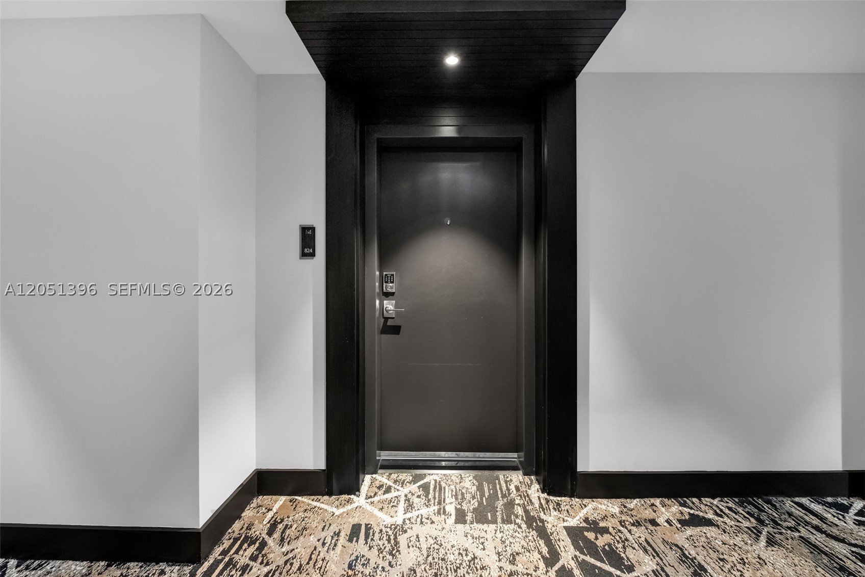 301 Altara Ave #824, Coral Gables FL 33146