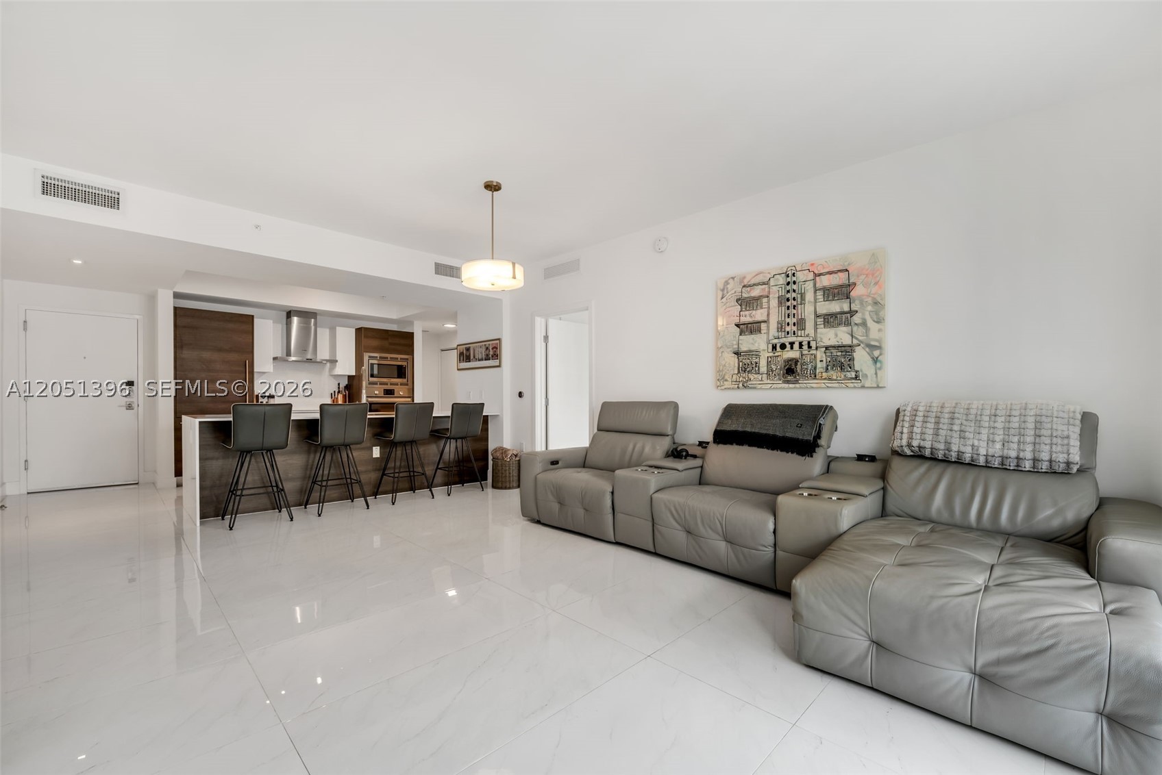 301 Altara Ave #824, Coral Gables FL 33146