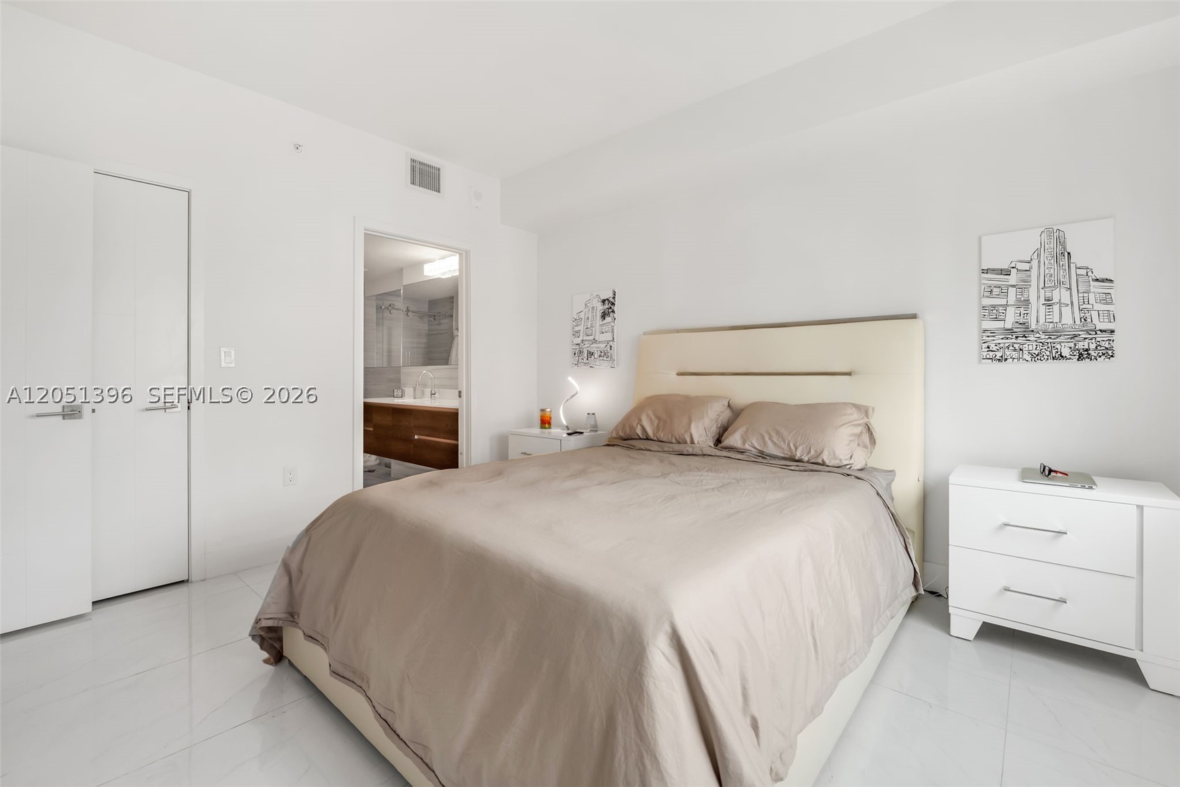 301 Altara Ave #824, Coral Gables FL 33146