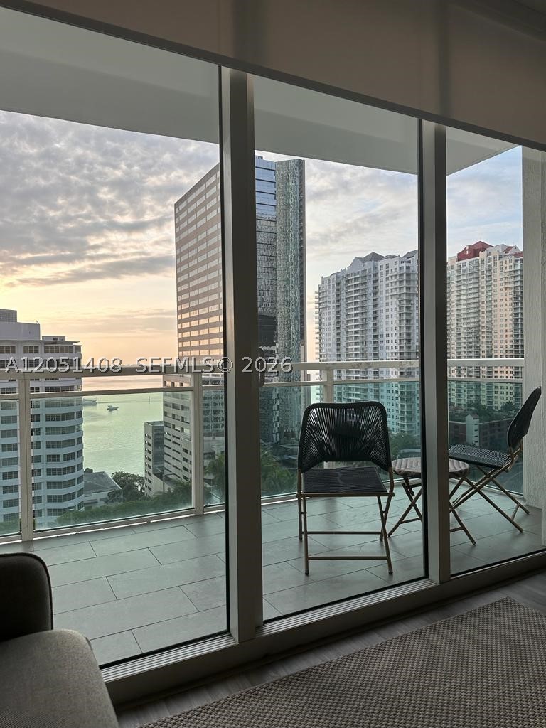 951 Brickell Ave #1706, Miami FL 33131