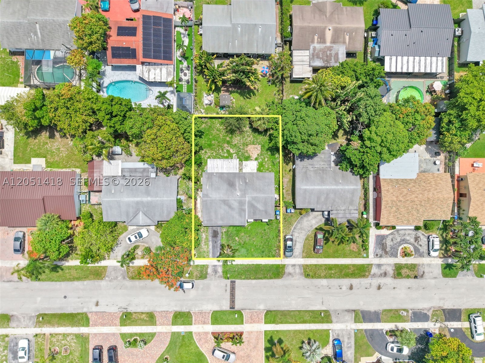 304 SW 77th Ter, North Lauderdale FL 33068