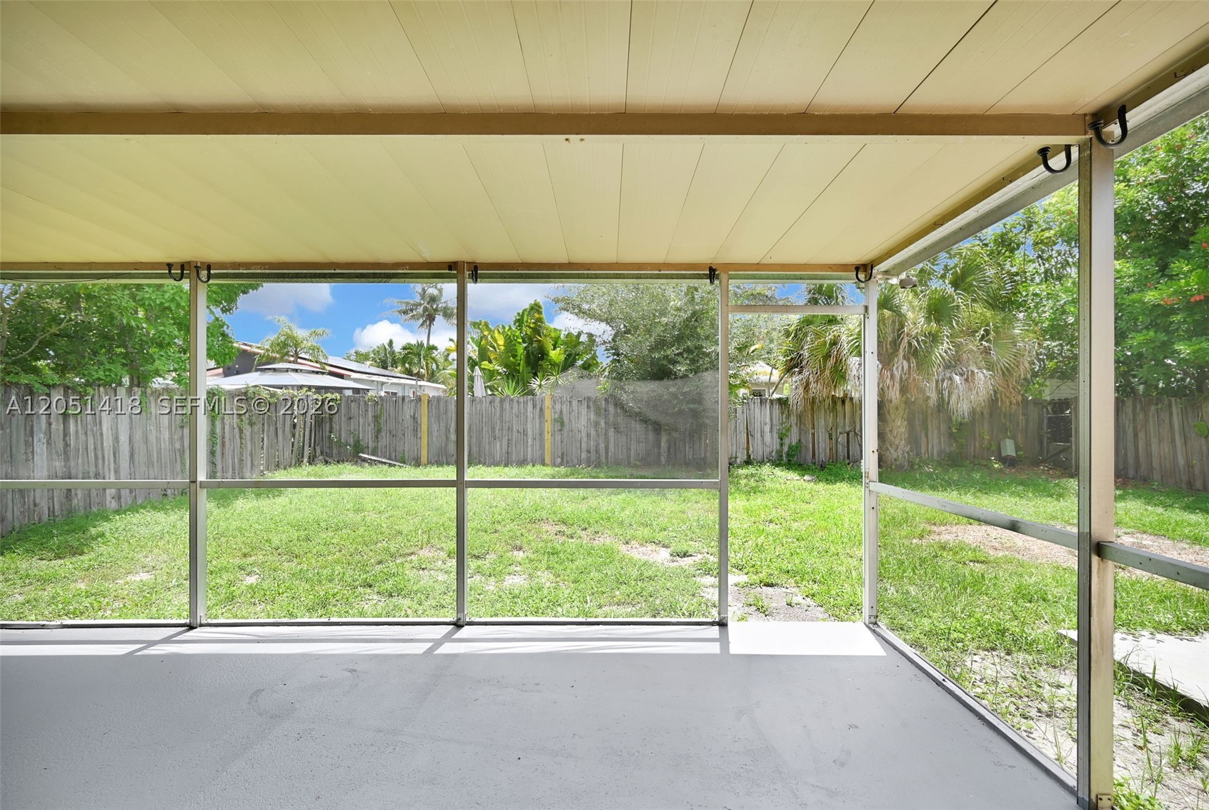 304 SW 77th Ter, North Lauderdale FL 33068