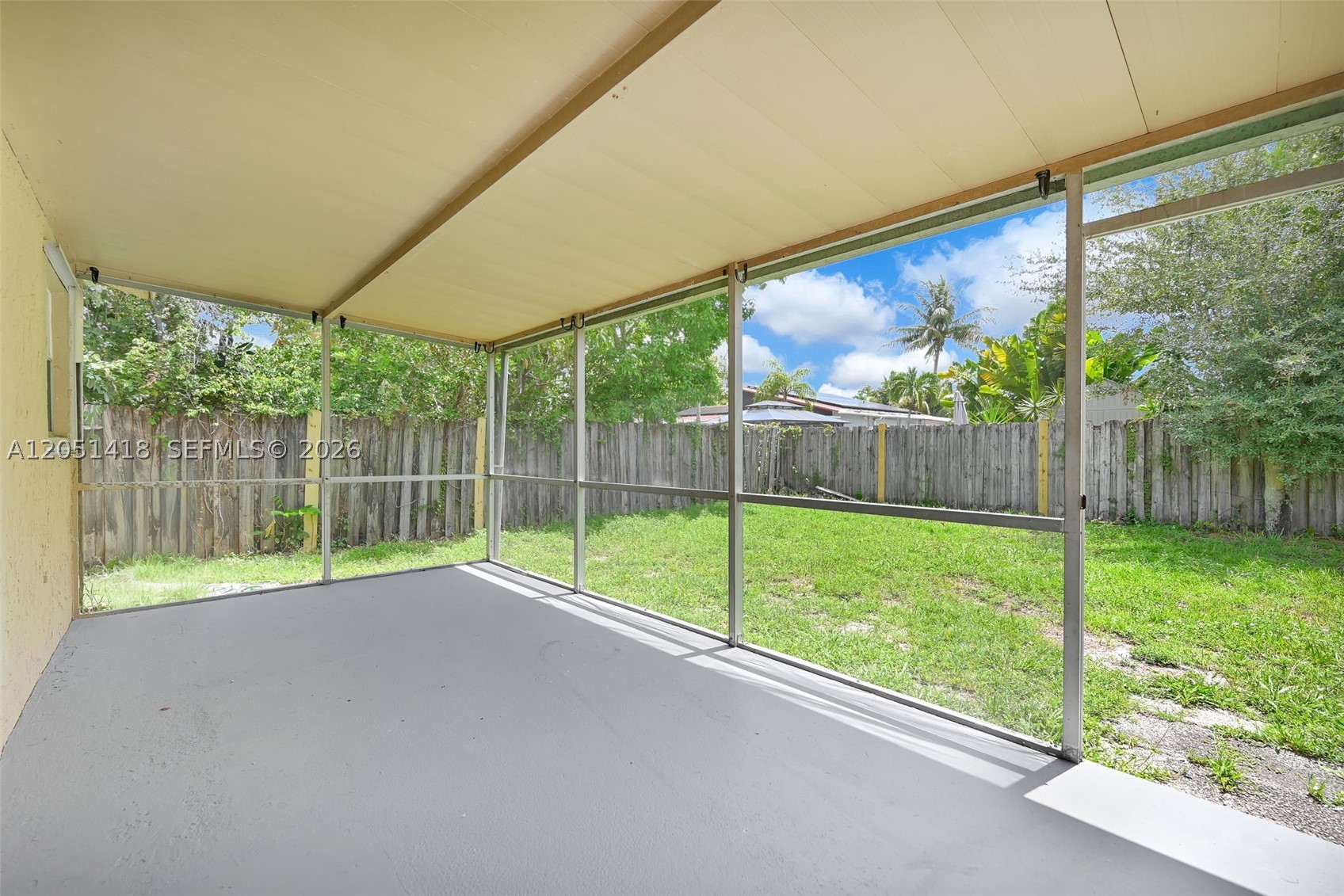 304 SW 77th Ter, North Lauderdale FL 33068