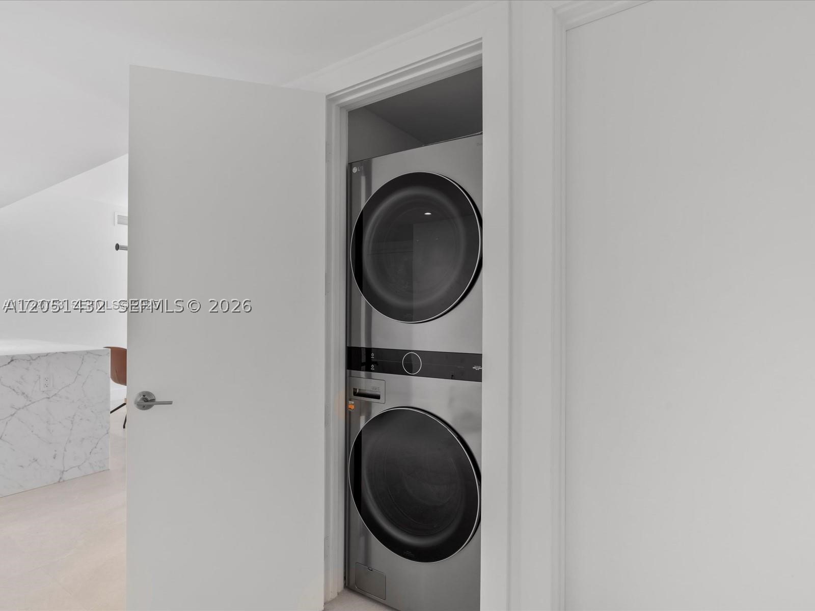 495 Brickell Ave #2305, Miami FL 33131