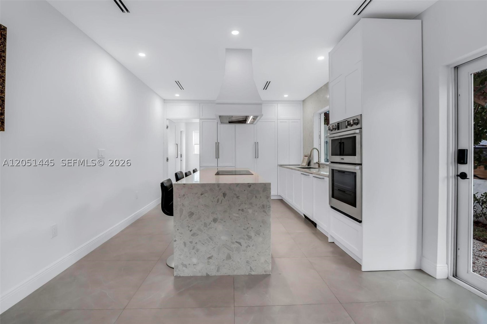1636 SW 9th St, Miami FL 33135