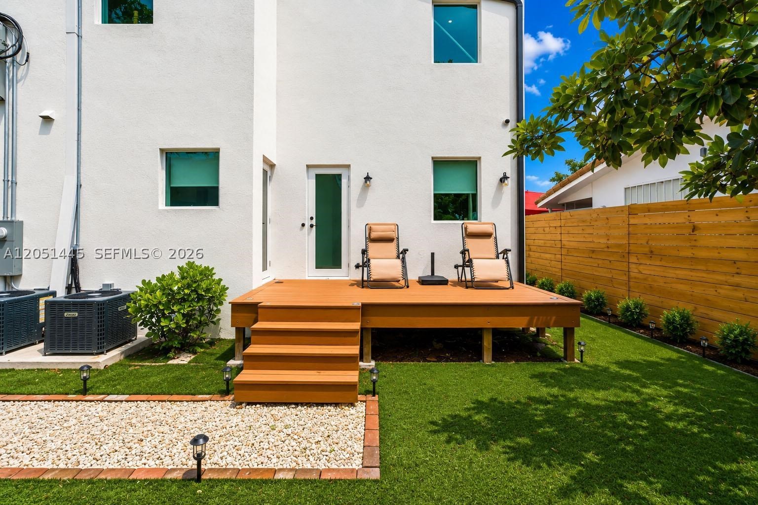 1636 SW 9th St, Miami FL 33135