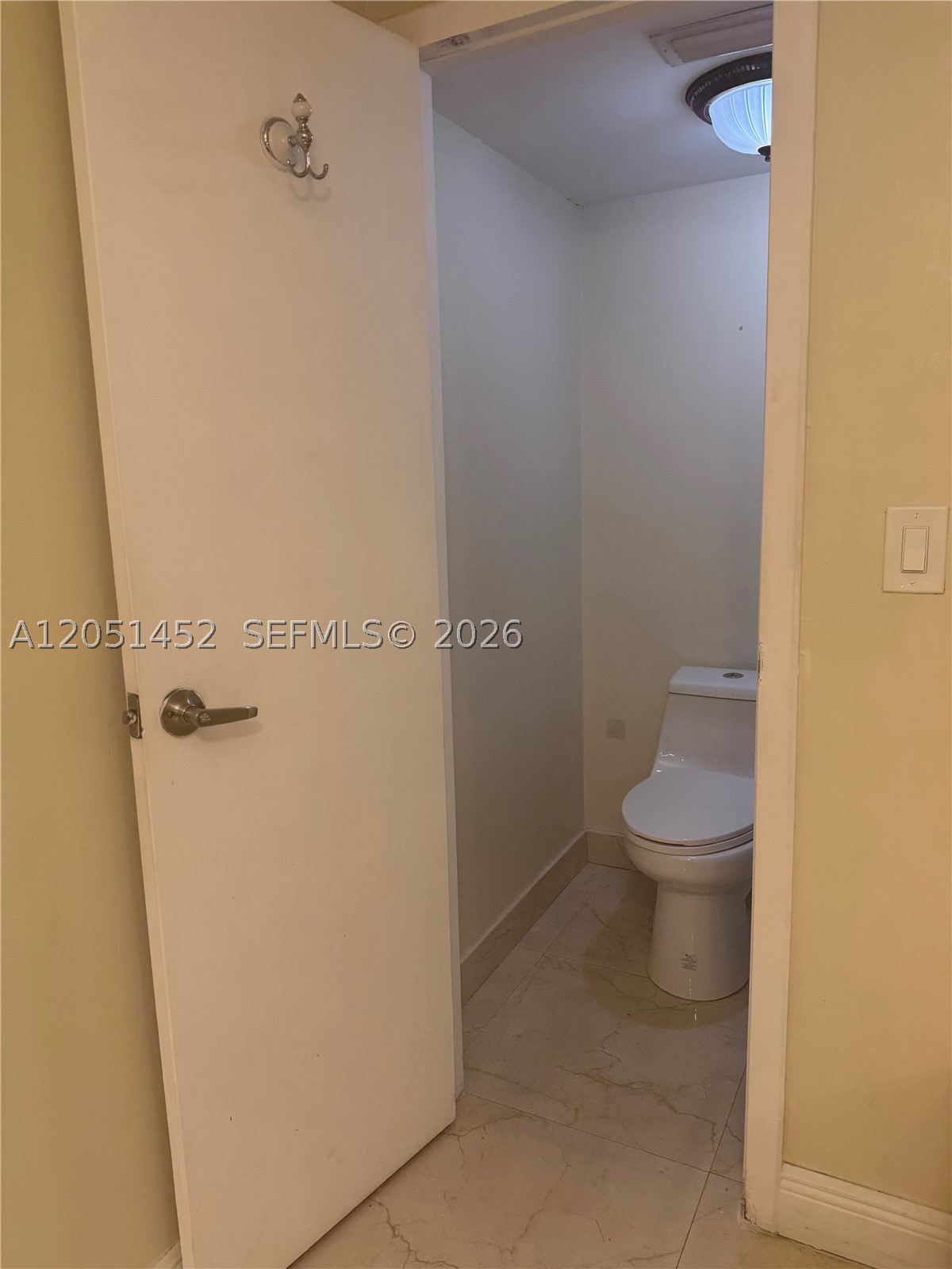 16100 Kilmarnock Dr, Miami Lakes FL 33014