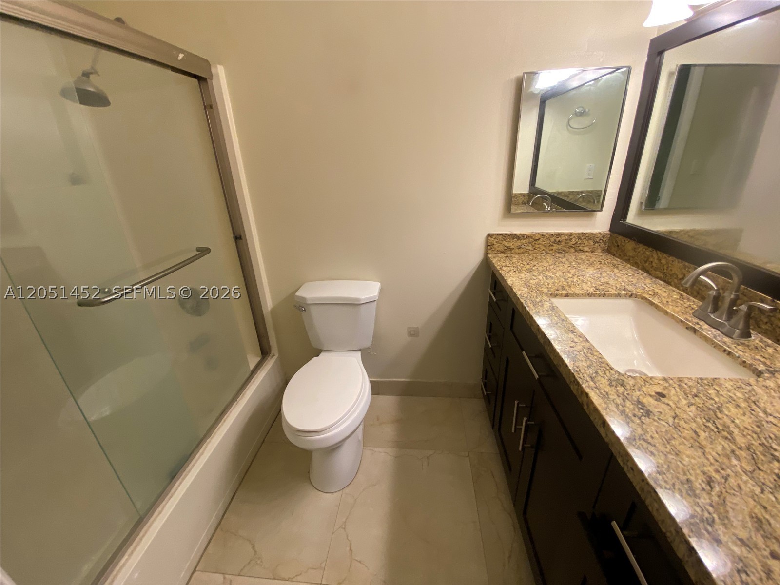 16100 Kilmarnock Dr, Miami Lakes FL 33014