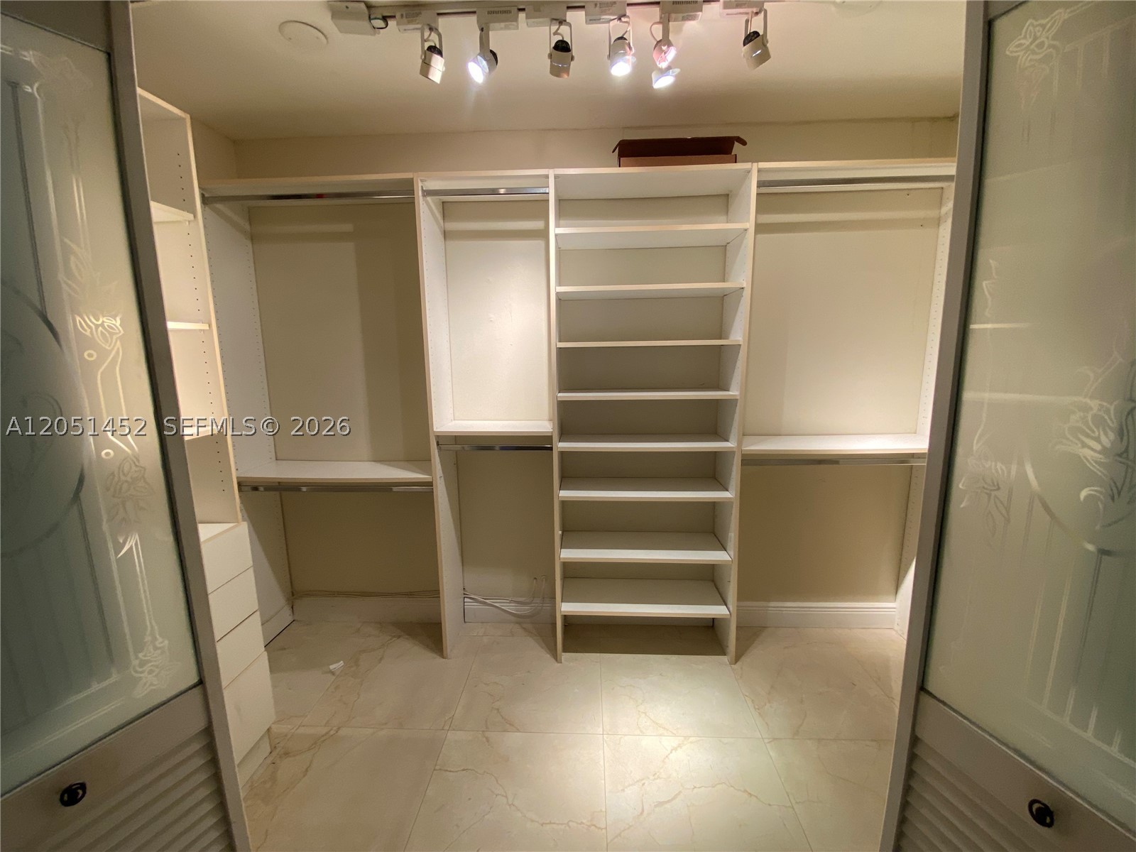 16100 Kilmarnock Dr, Miami Lakes FL 33014