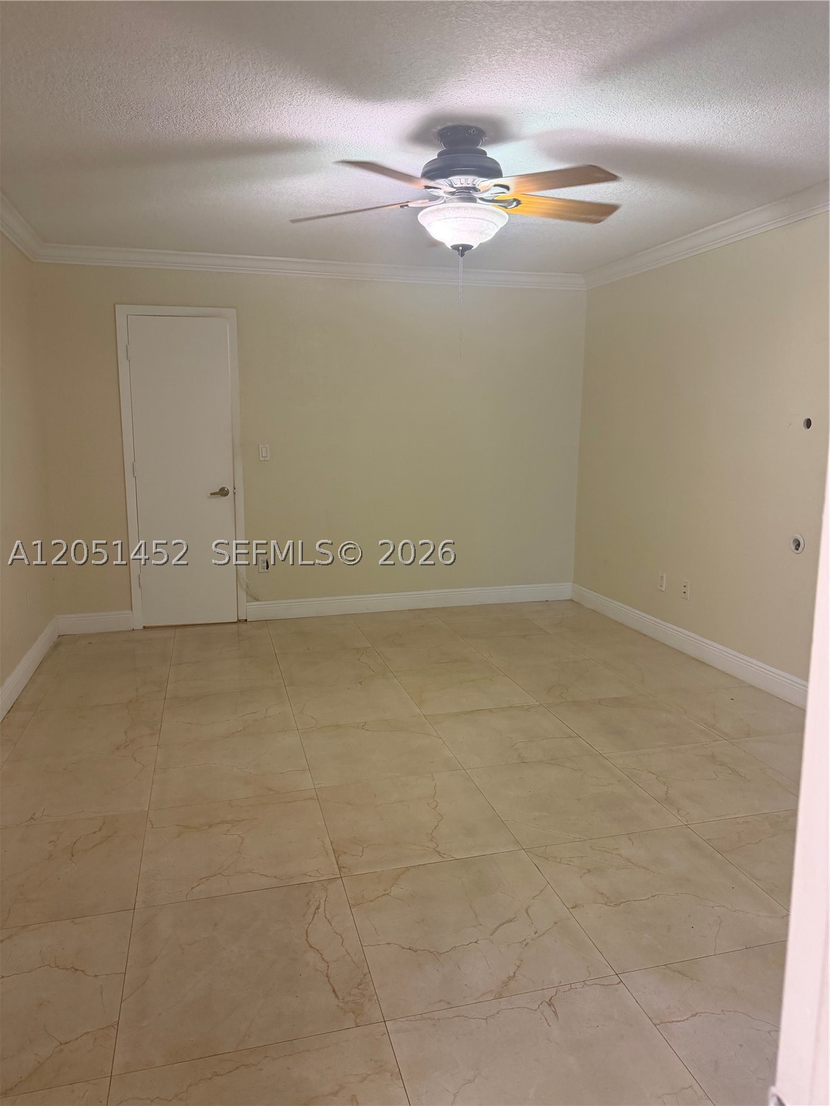 16100 Kilmarnock Dr, Miami Lakes FL 33014
