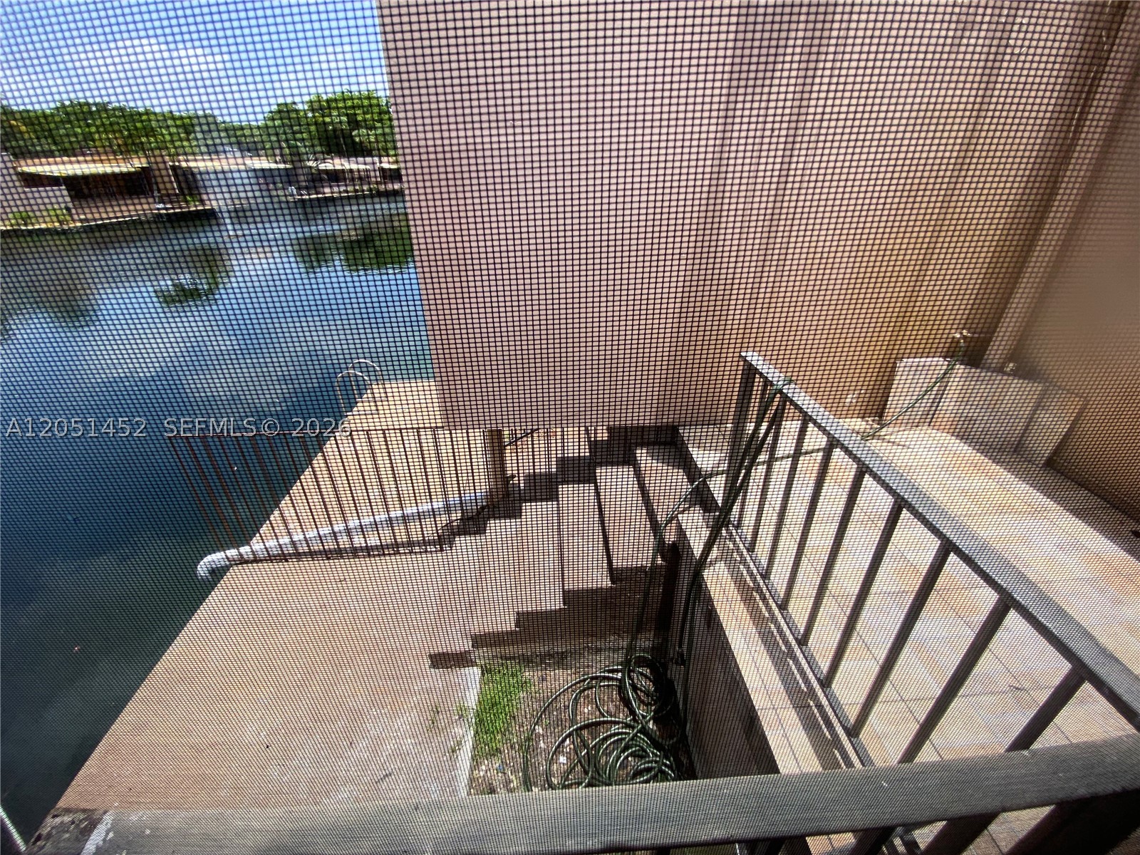 16100 Kilmarnock Dr, Miami Lakes FL 33014