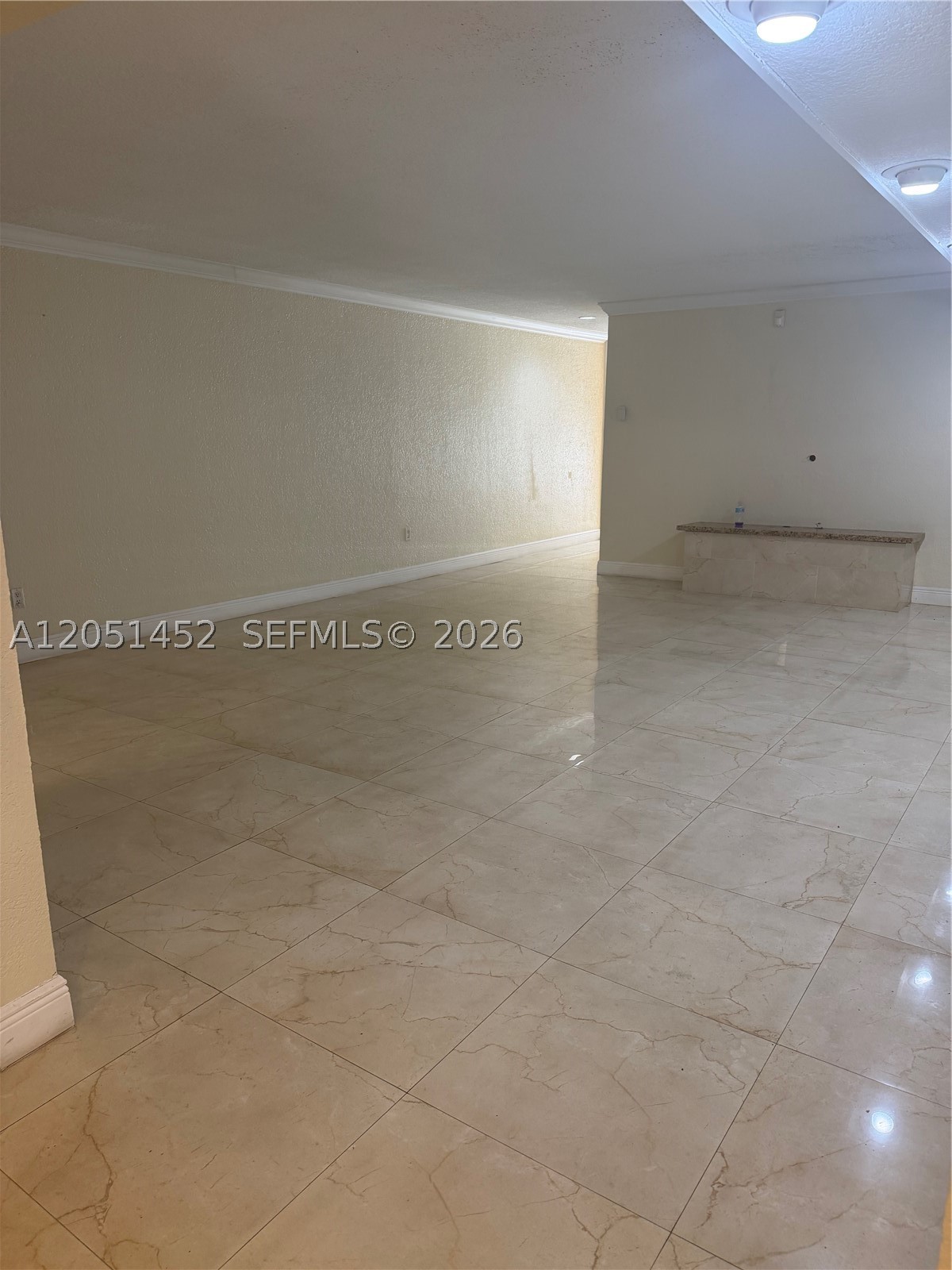 16100 Kilmarnock Dr, Miami Lakes FL 33014