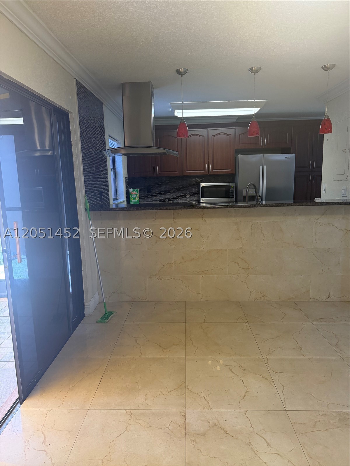 16100 Kilmarnock Dr, Miami Lakes FL 33014