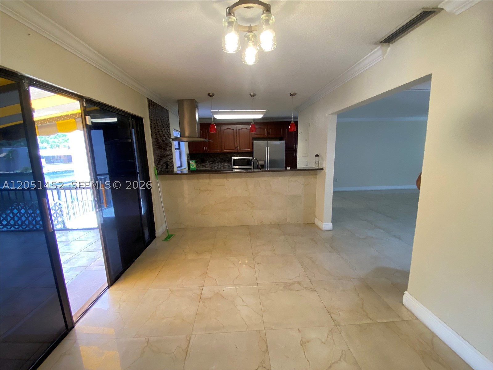 16100 Kilmarnock Dr, Miami Lakes FL 33014