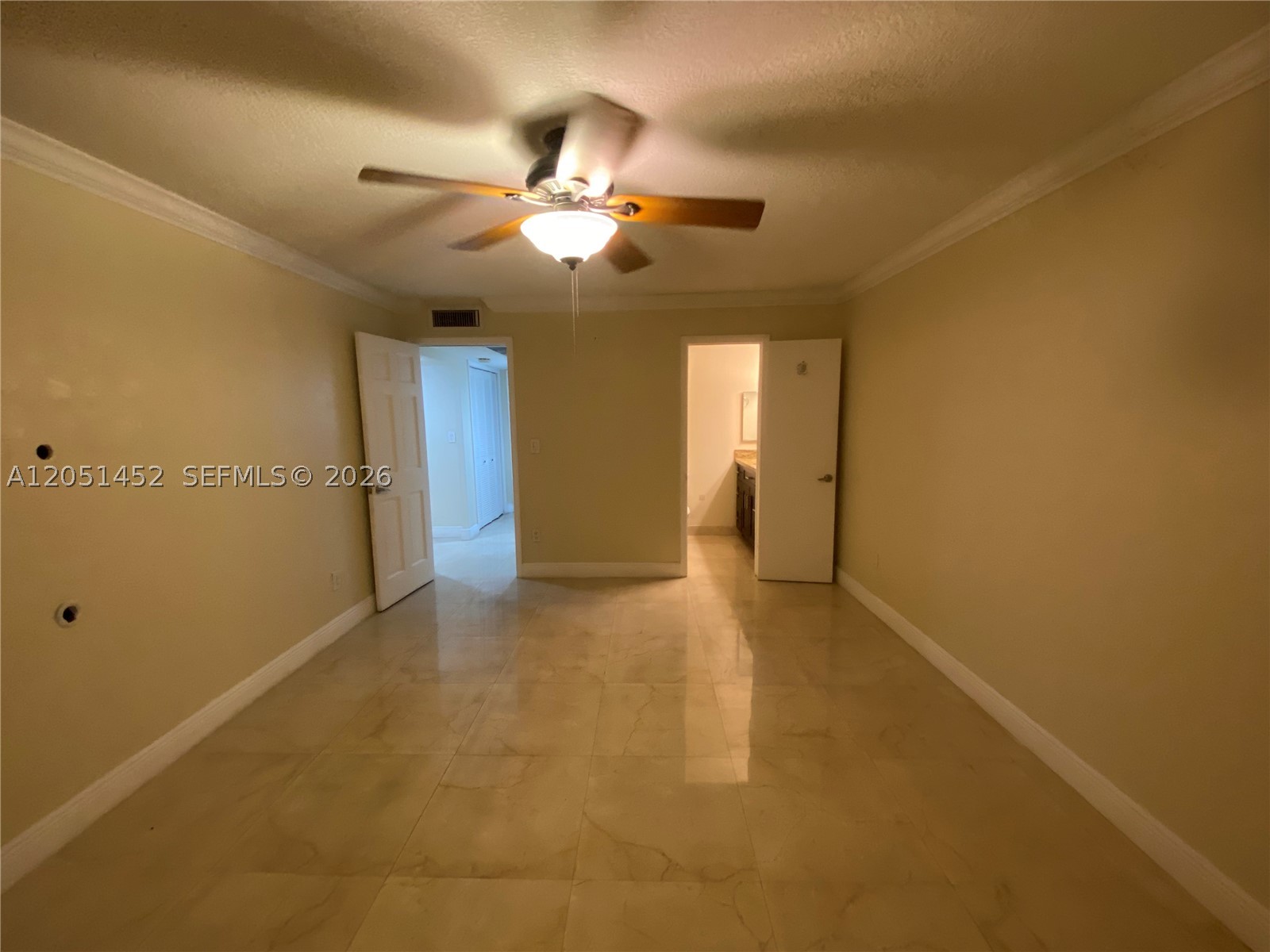 16100 Kilmarnock Dr, Miami Lakes FL 33014