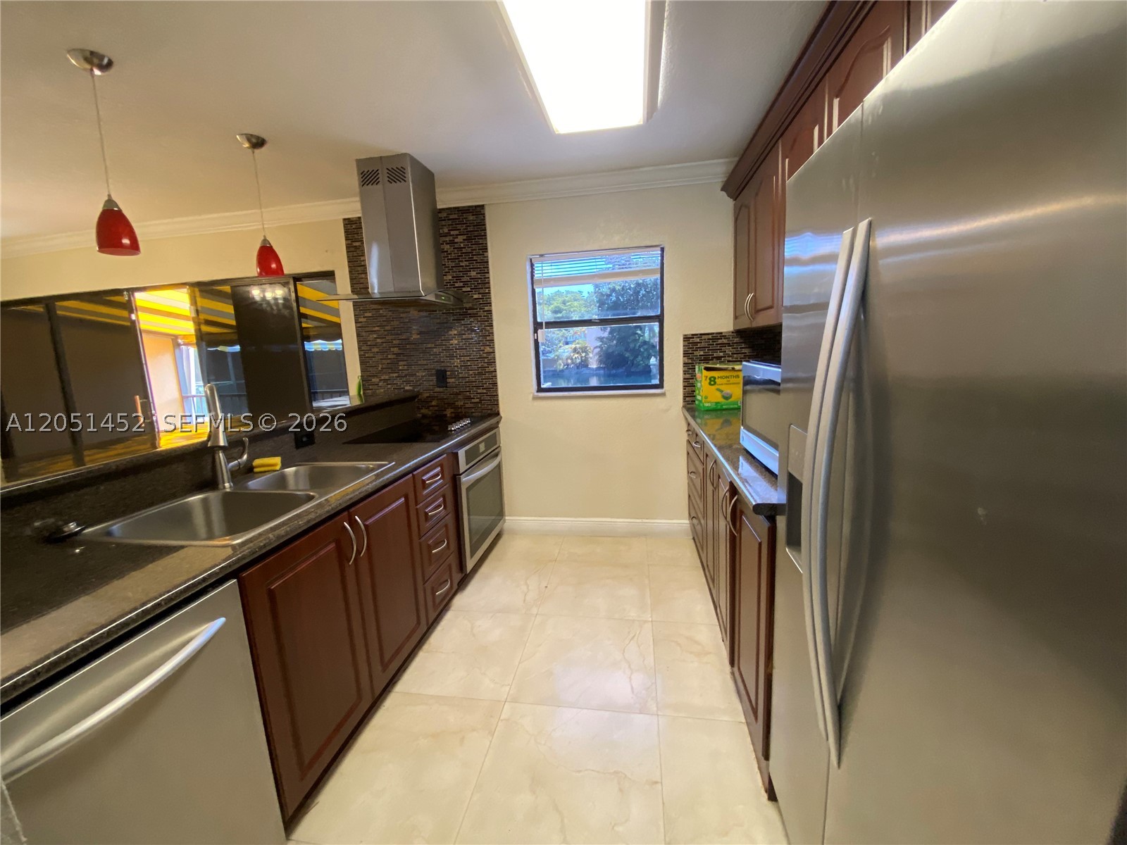16100 Kilmarnock Dr, Miami Lakes FL 33014