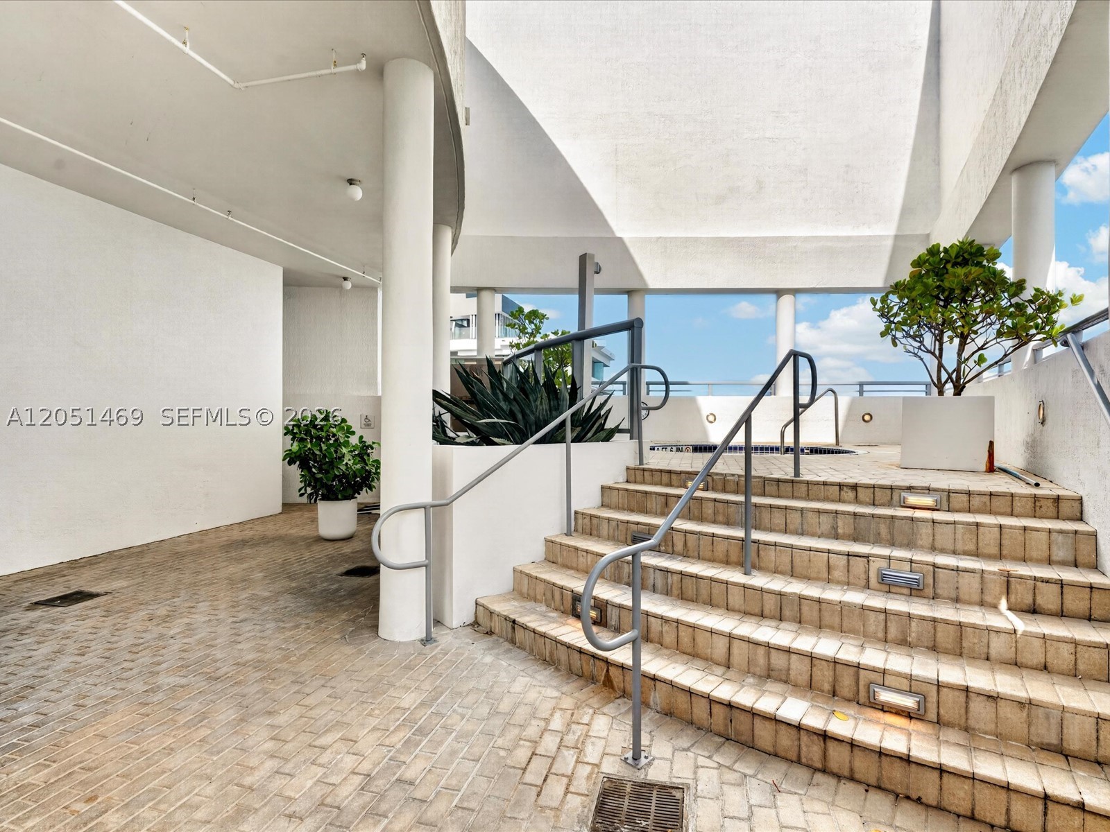 60 SW 13th St #4205, Miami FL 33130