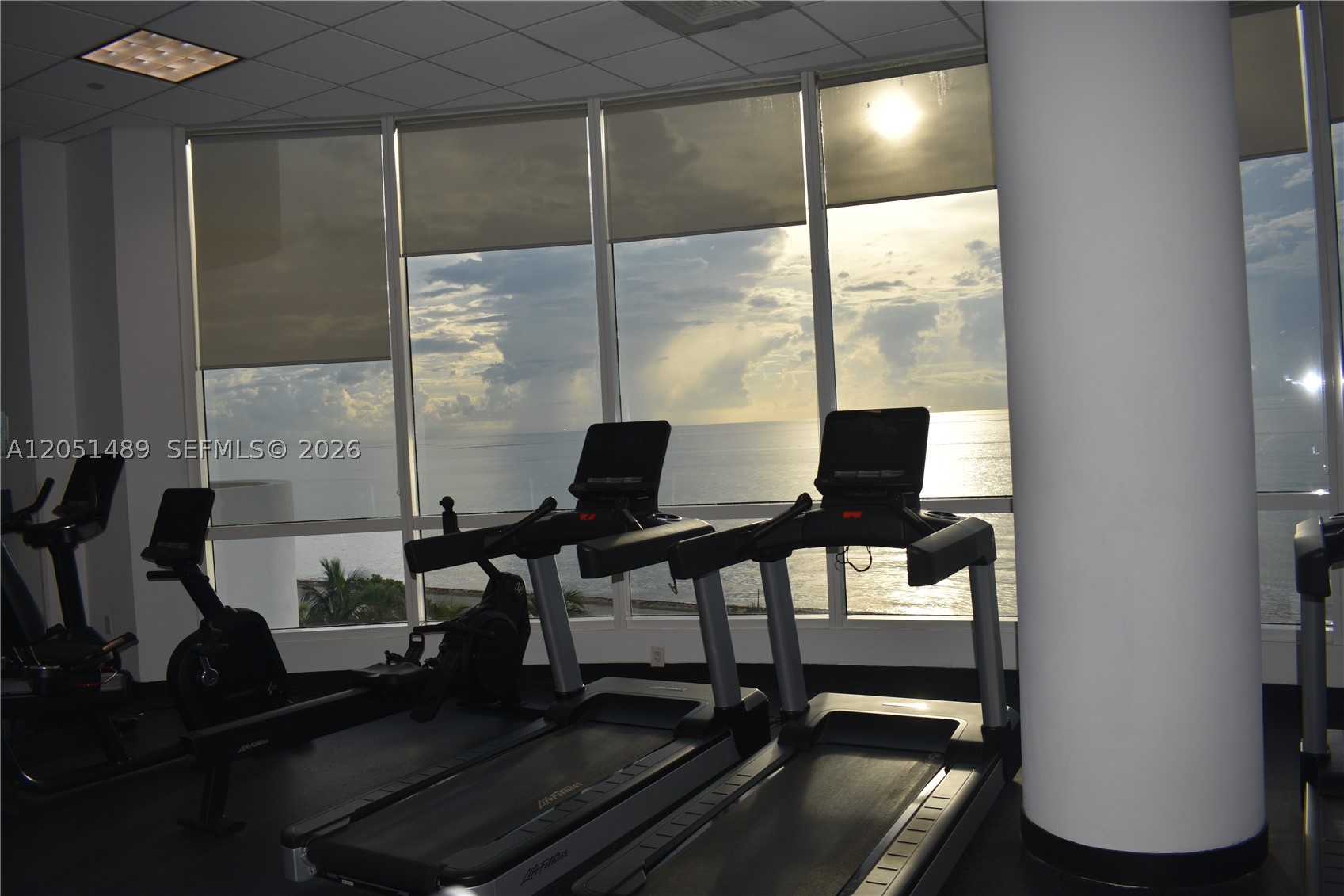 6365 Collins Ave #1211, Miami Beach FL 33141