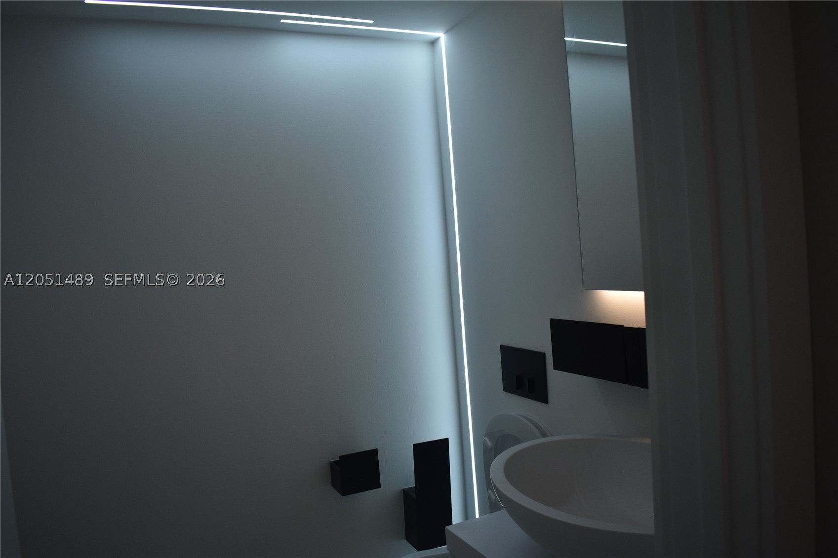6365 Collins Ave #1211, Miami Beach FL 33141