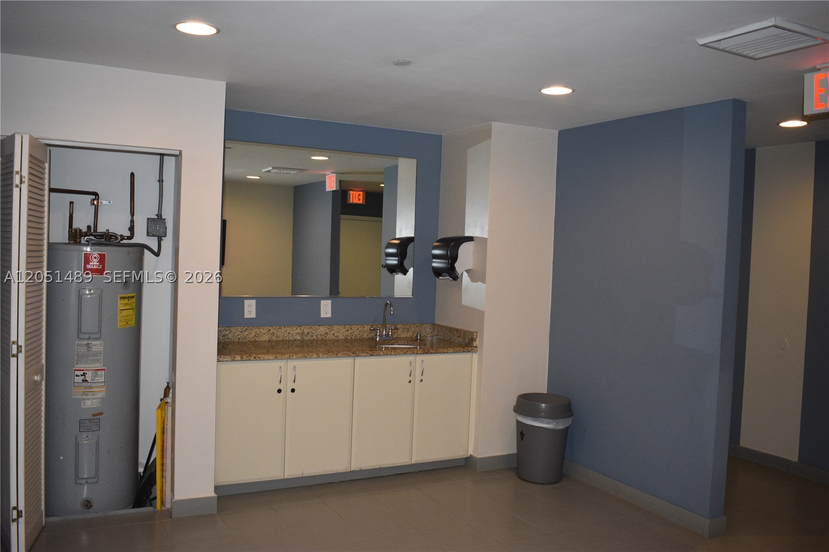 6365 Collins Ave #1211, Miami Beach FL 33141