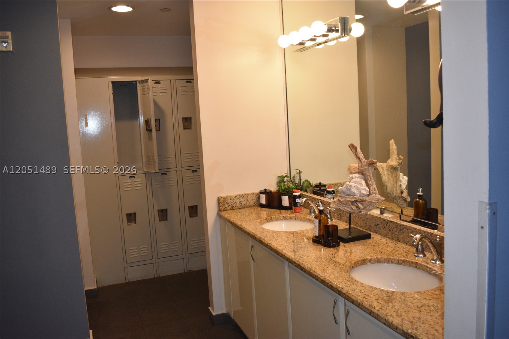 6365 Collins Ave #1211, Miami Beach FL 33141