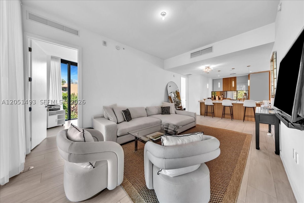 2831 S Bayshore Dr #501, Miami FL 33133