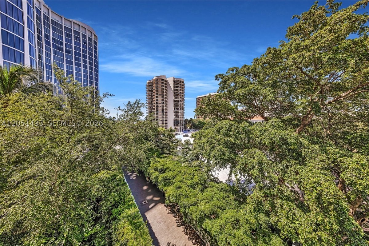 2831 S Bayshore Dr #501, Miami FL 33133