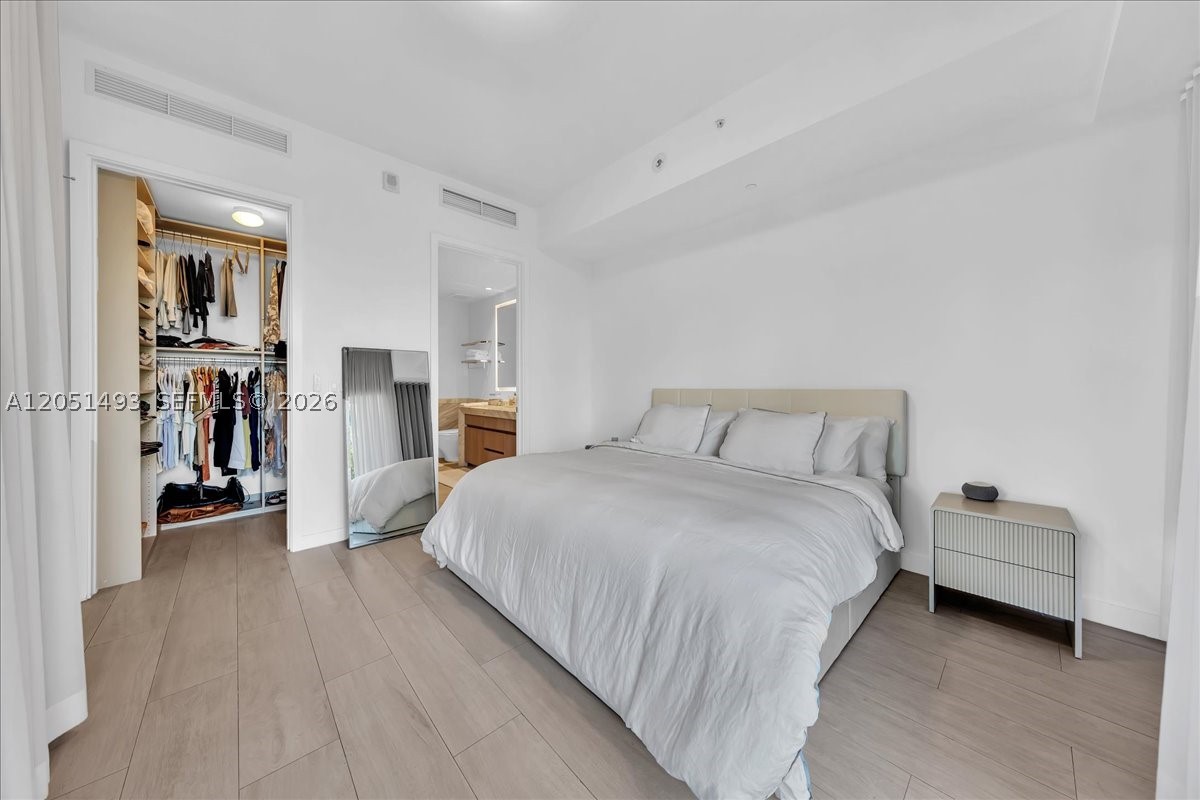 2831 S Bayshore Dr #501, Miami FL 33133