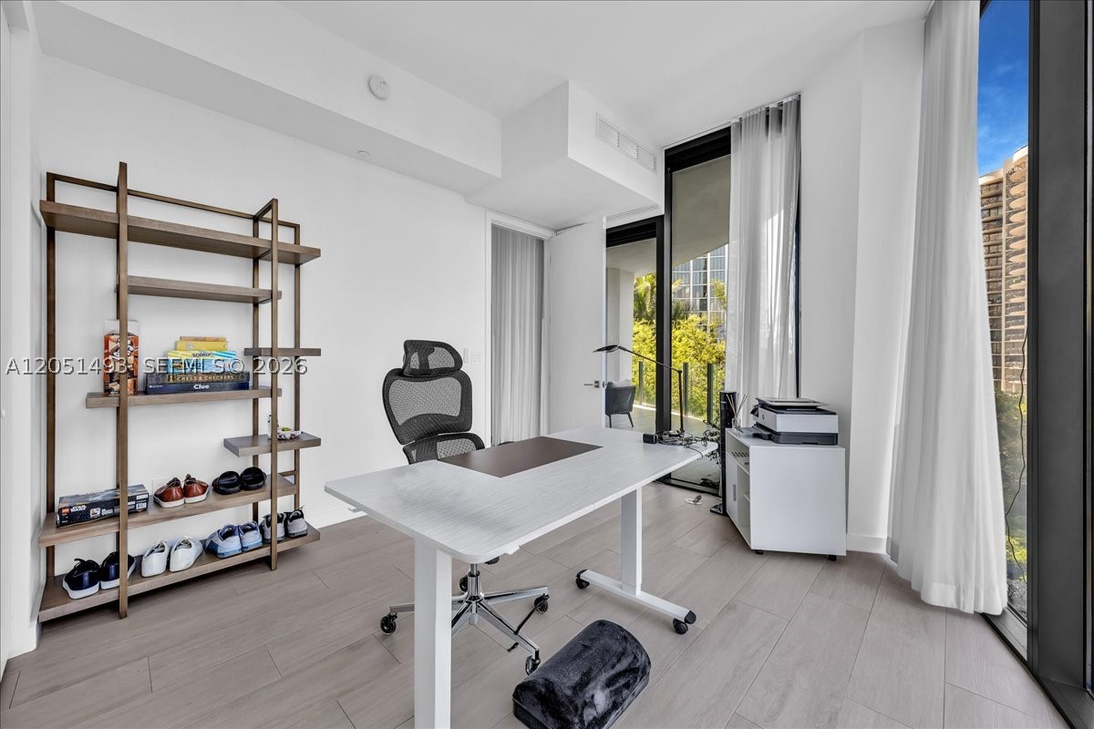 2831 S Bayshore Dr #501, Miami FL 33133