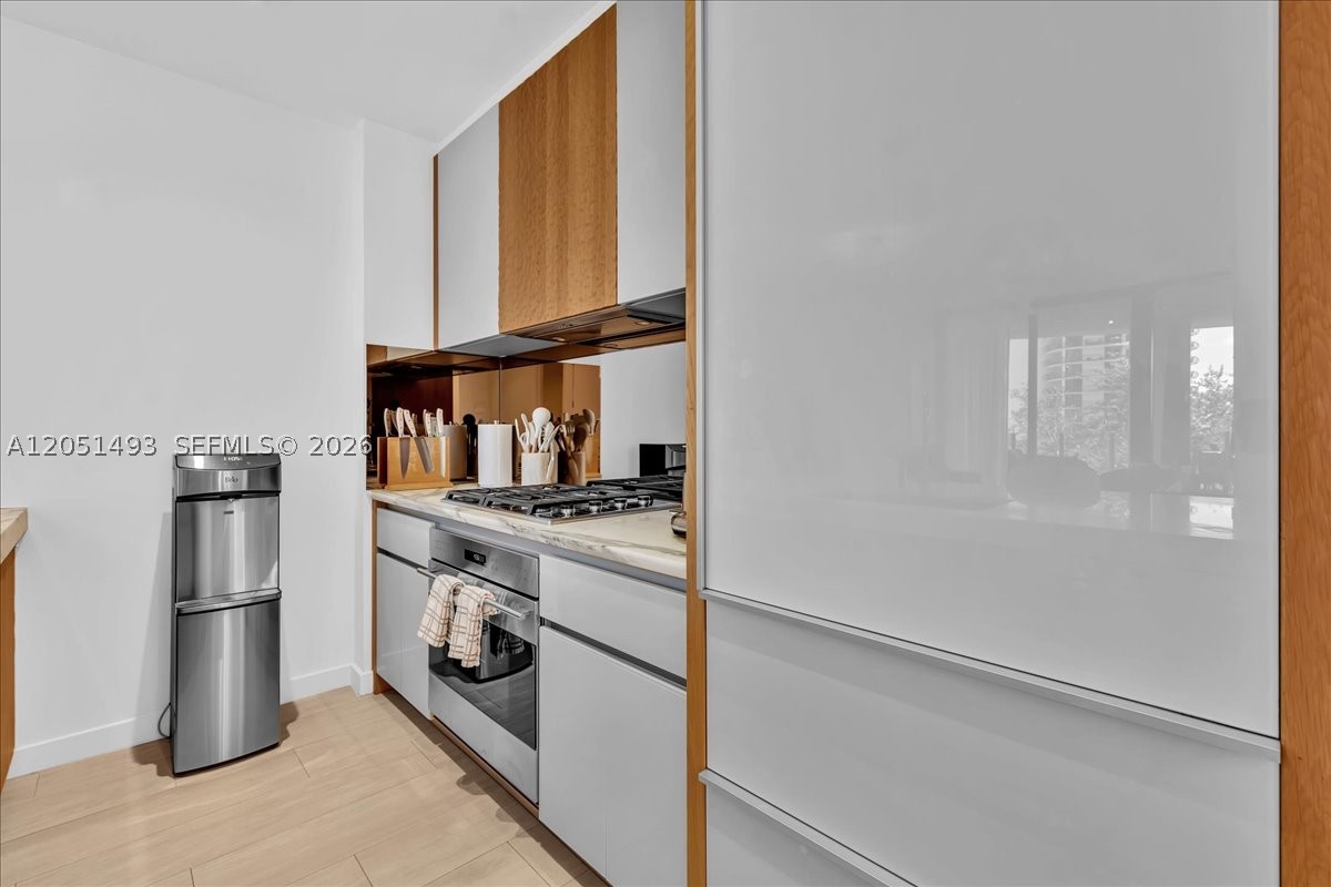 2831 S Bayshore Dr #501, Miami FL 33133