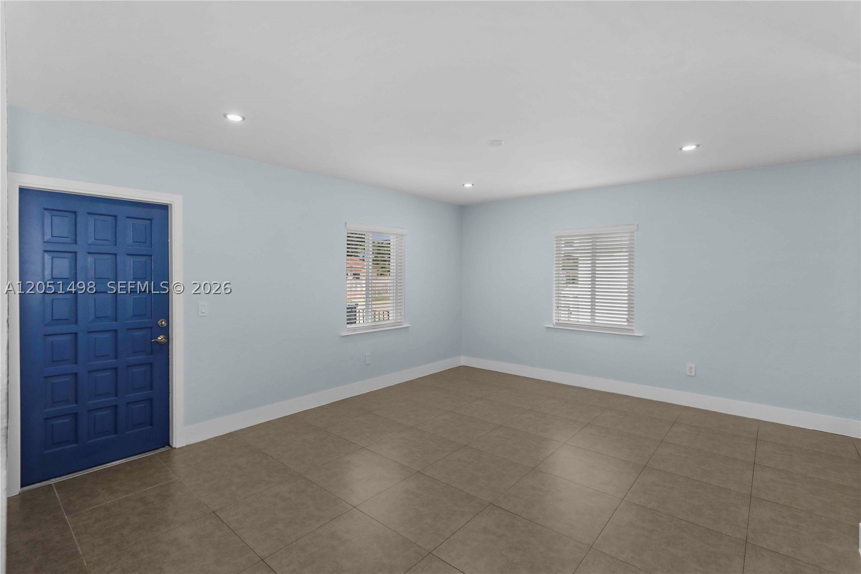 3171 NW 17th St, Miami FL 33125