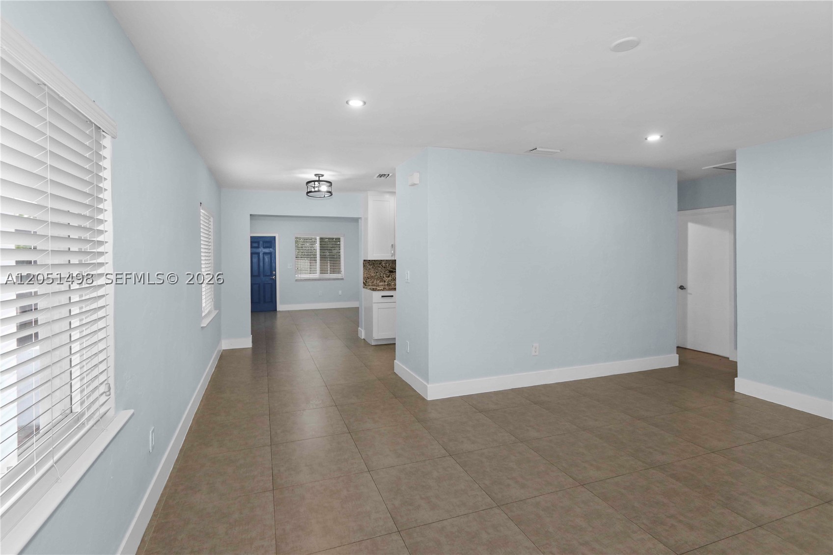 3171 NW 17th St, Miami FL 33125