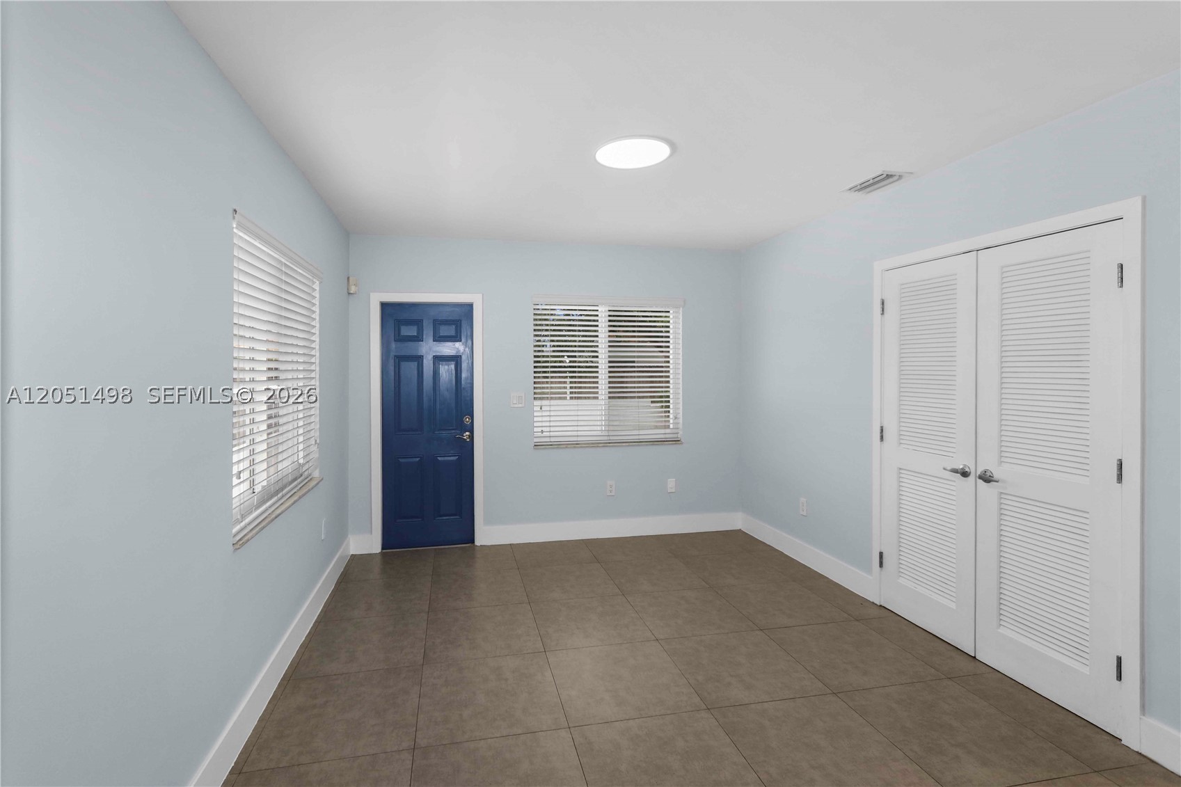 3171 NW 17th St, Miami FL 33125