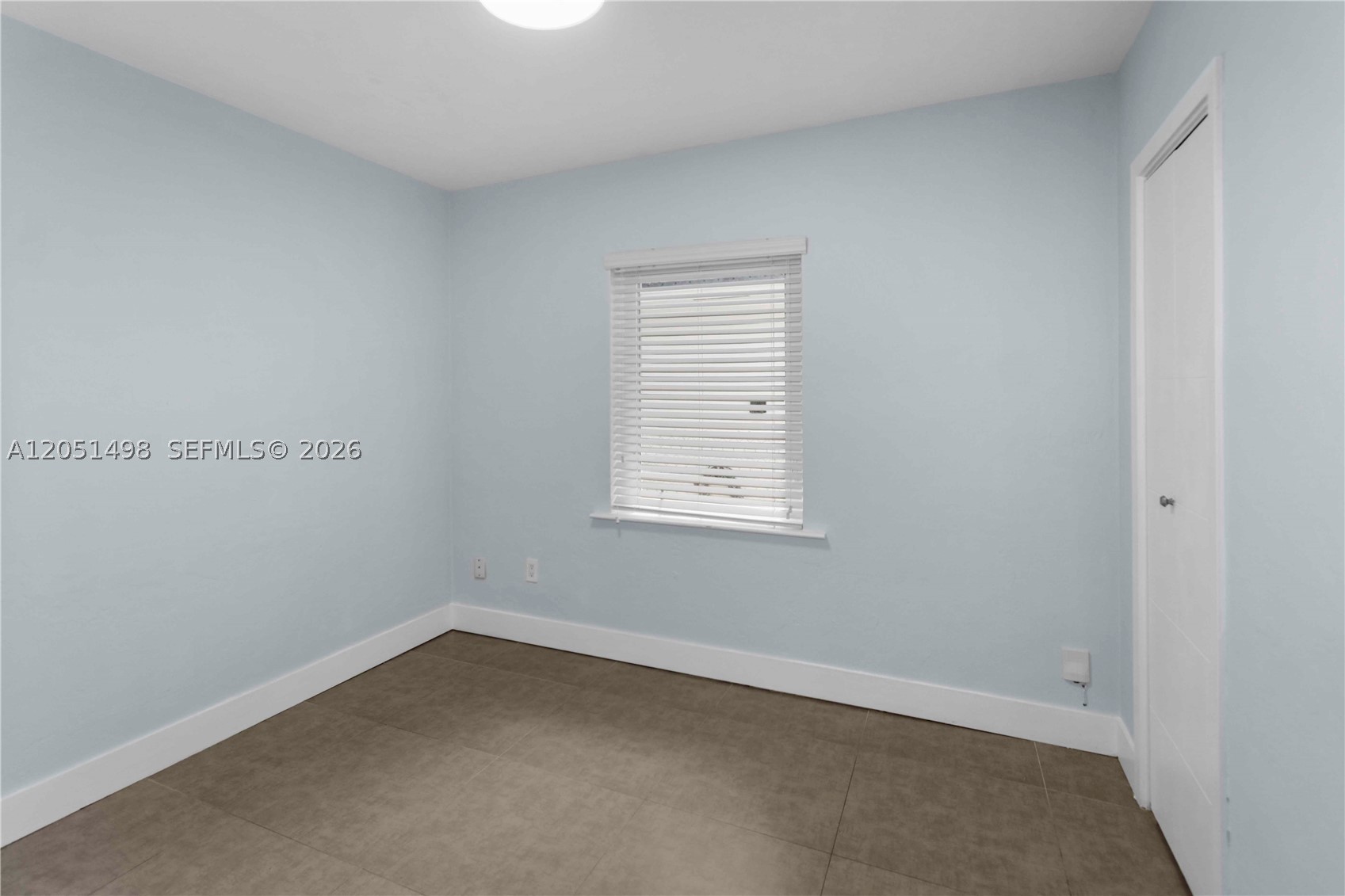 3171 NW 17th St, Miami FL 33125