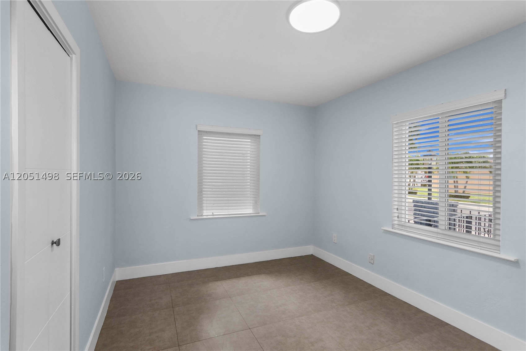 3171 NW 17th St, Miami FL 33125