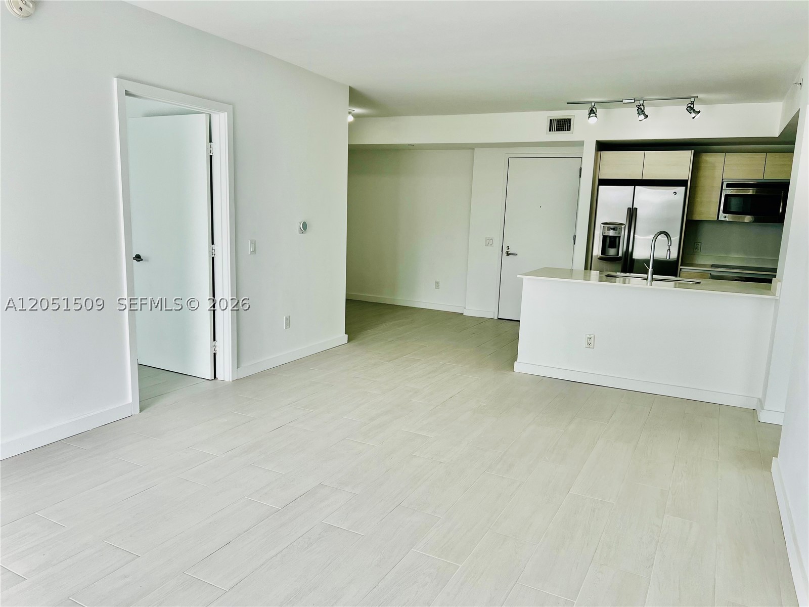 4250 Biscayne Blvd #1018, Miami FL 33137
