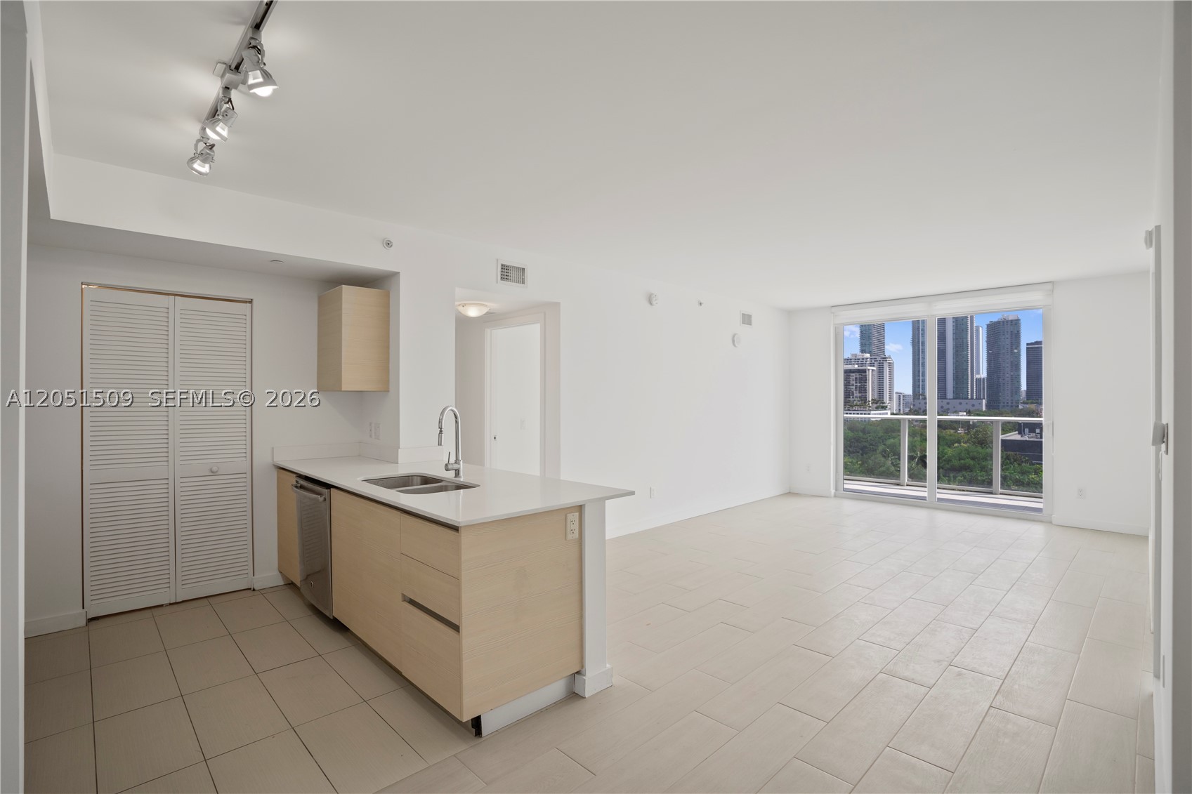 4250 Biscayne Blvd #1018, Miami FL 33137
