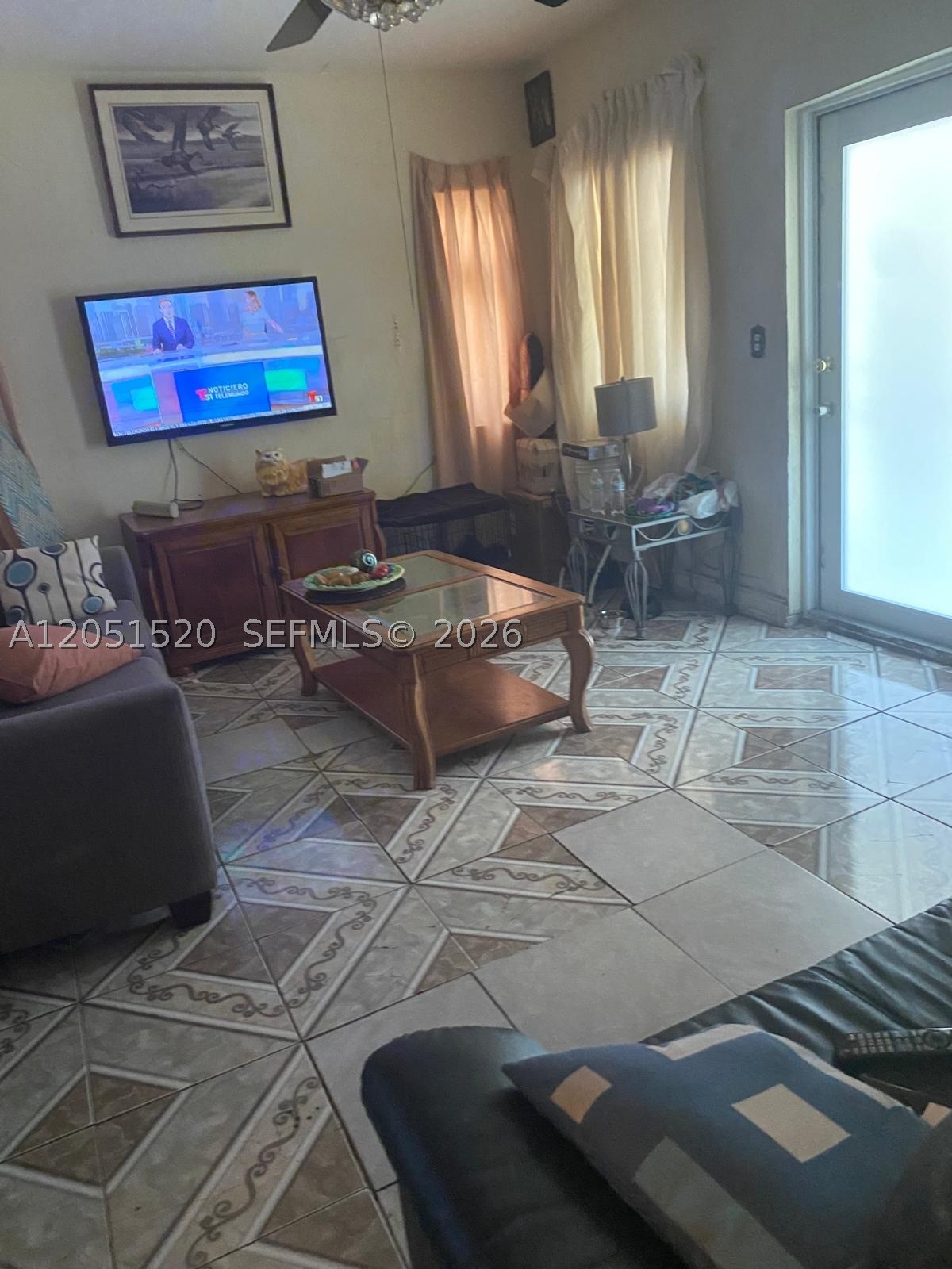 218 SW 10th Ave, Miami FL 33130