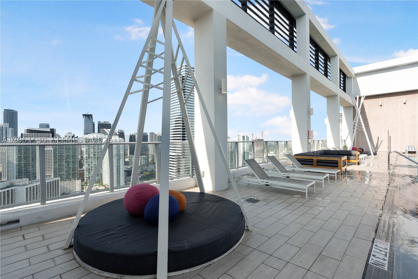 151 SE 1st St #3408, Miami FL 33131