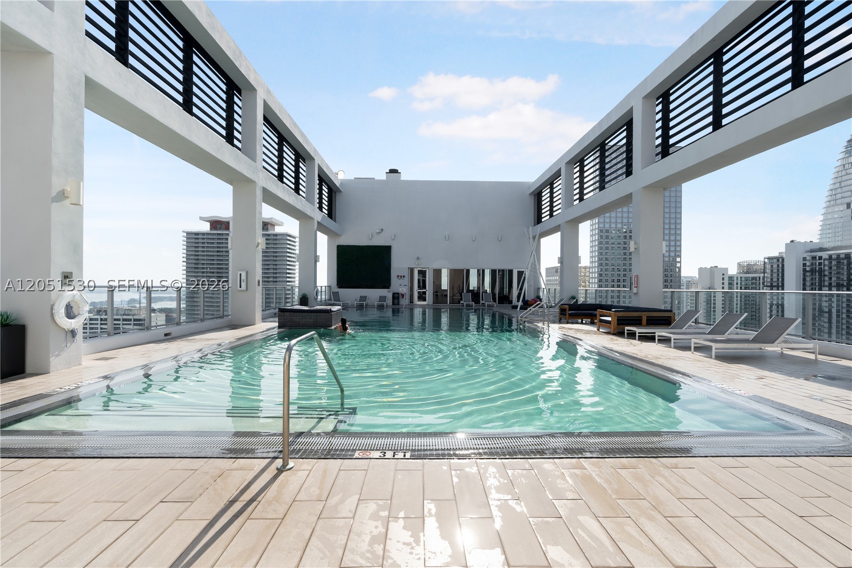 151 SE 1st St #3408, Miami FL 33131