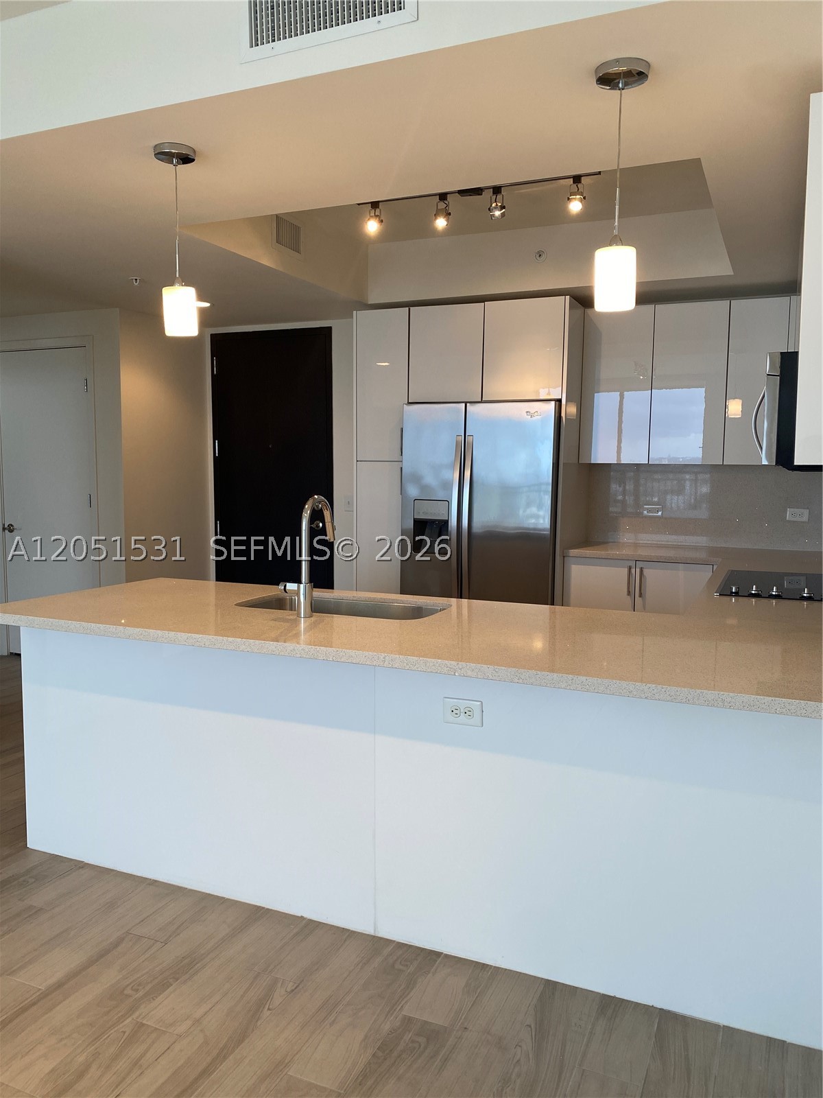 999 SW 1 AVE #3209, Miami FL 33130