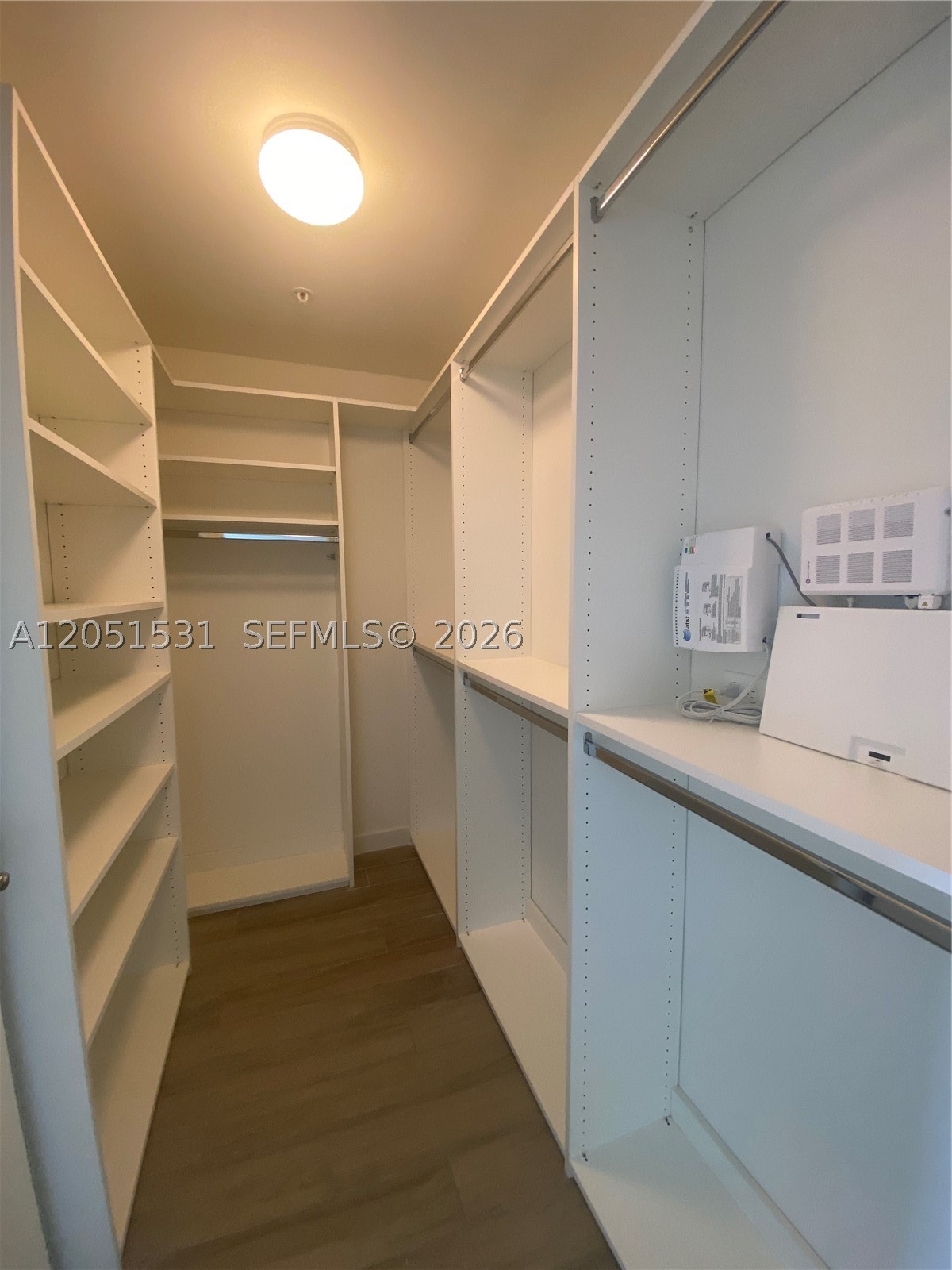 999 SW 1 AVE #3209, Miami FL 33130