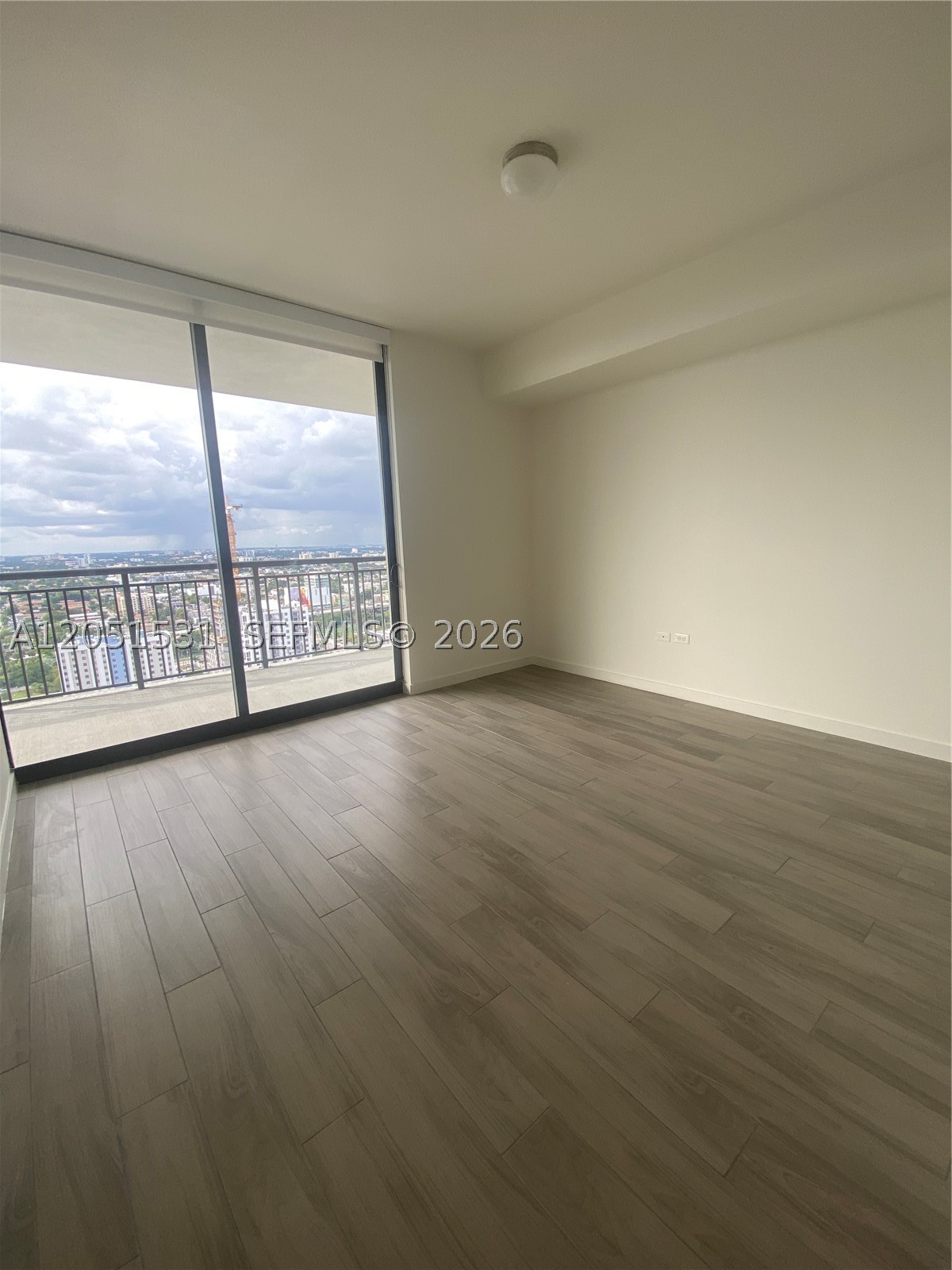 999 SW 1 AVE #3209, Miami FL 33130