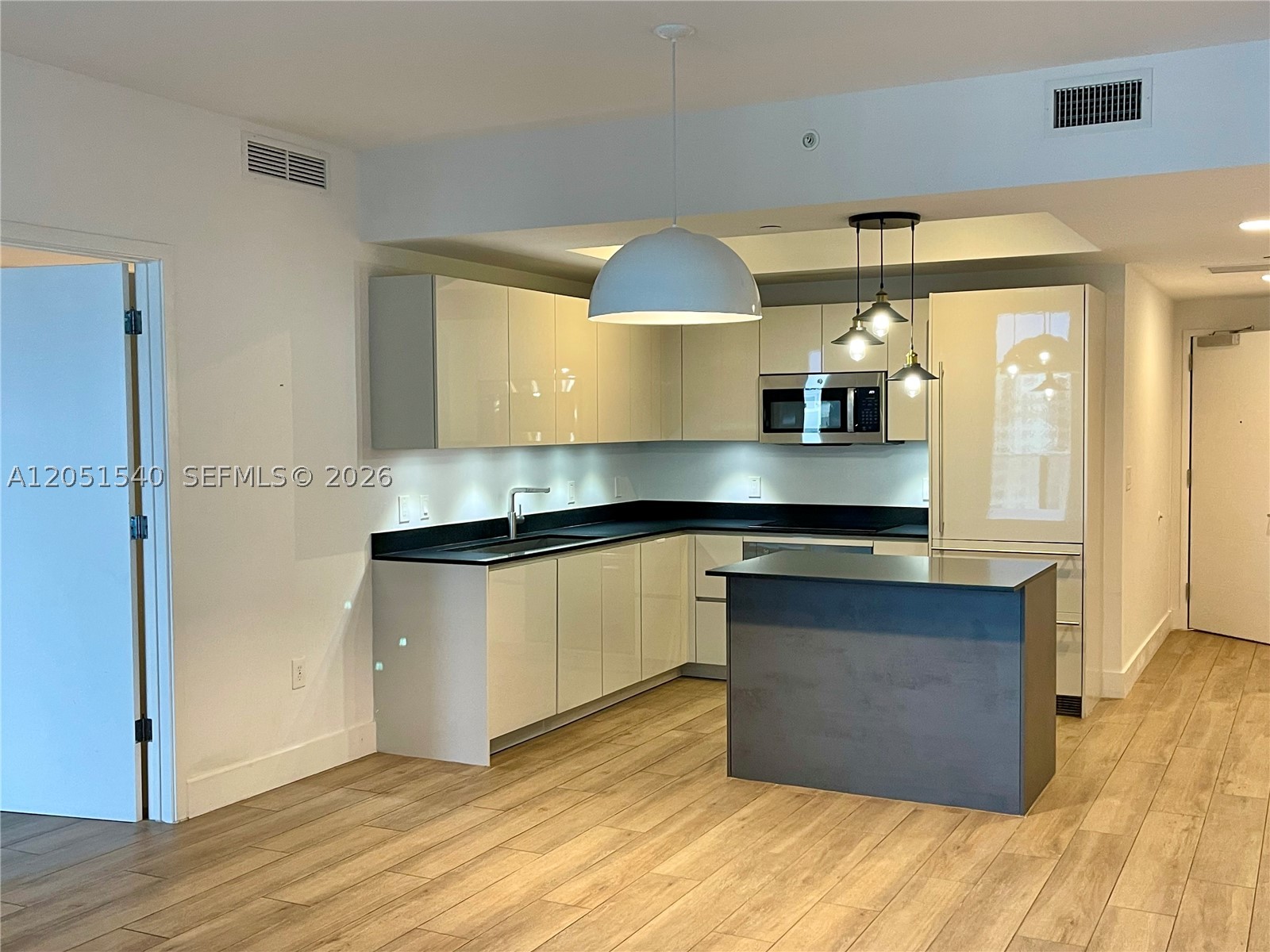 1010 Brickell Ave #3309, Miami FL 33131