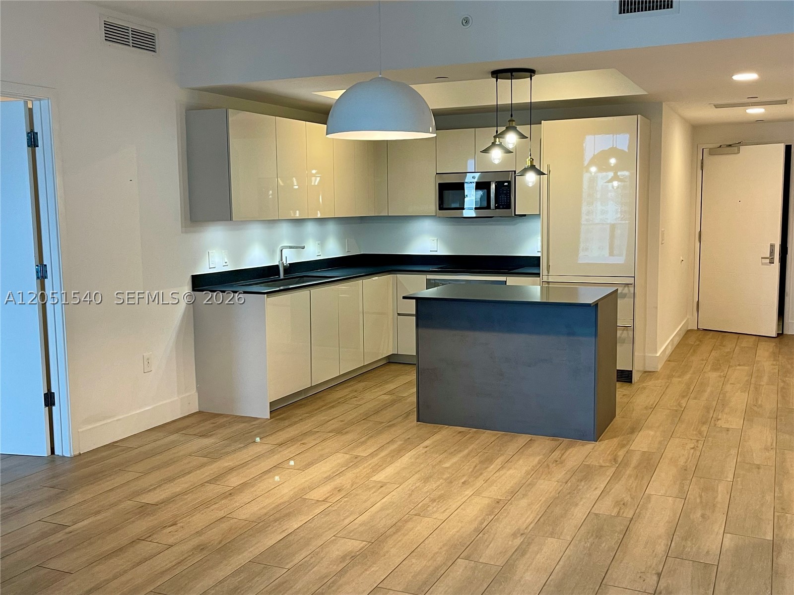 1010 Brickell Ave #3309, Miami FL 33131