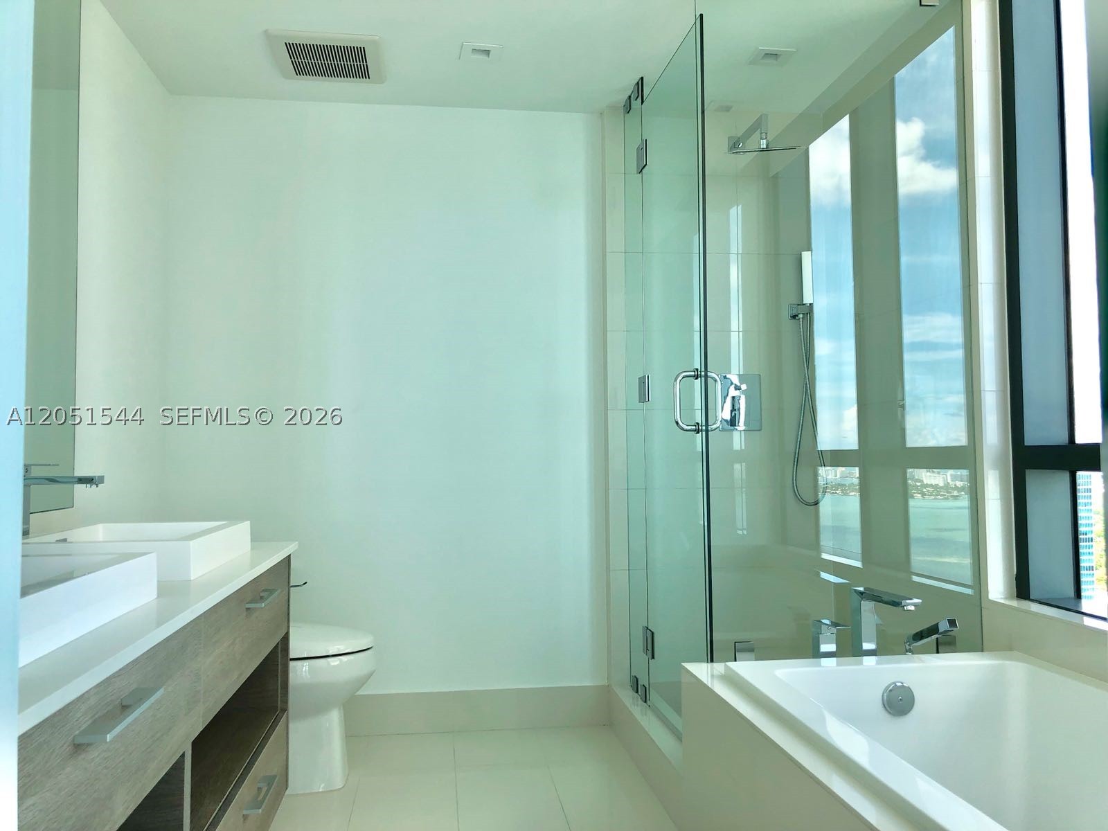 650 NE 32 ST #3307, Miami FL 33137