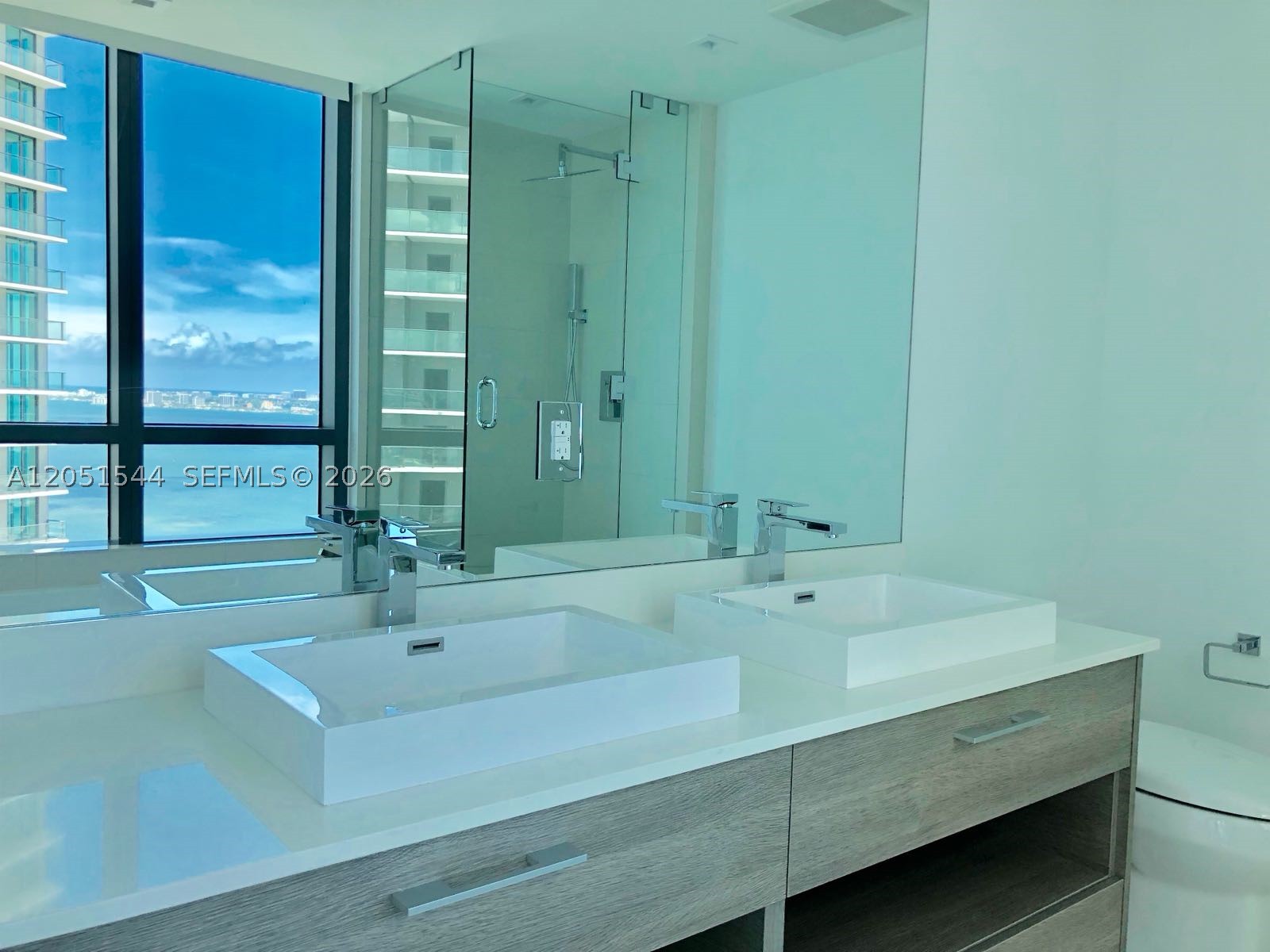 650 NE 32 ST #3307, Miami FL 33137